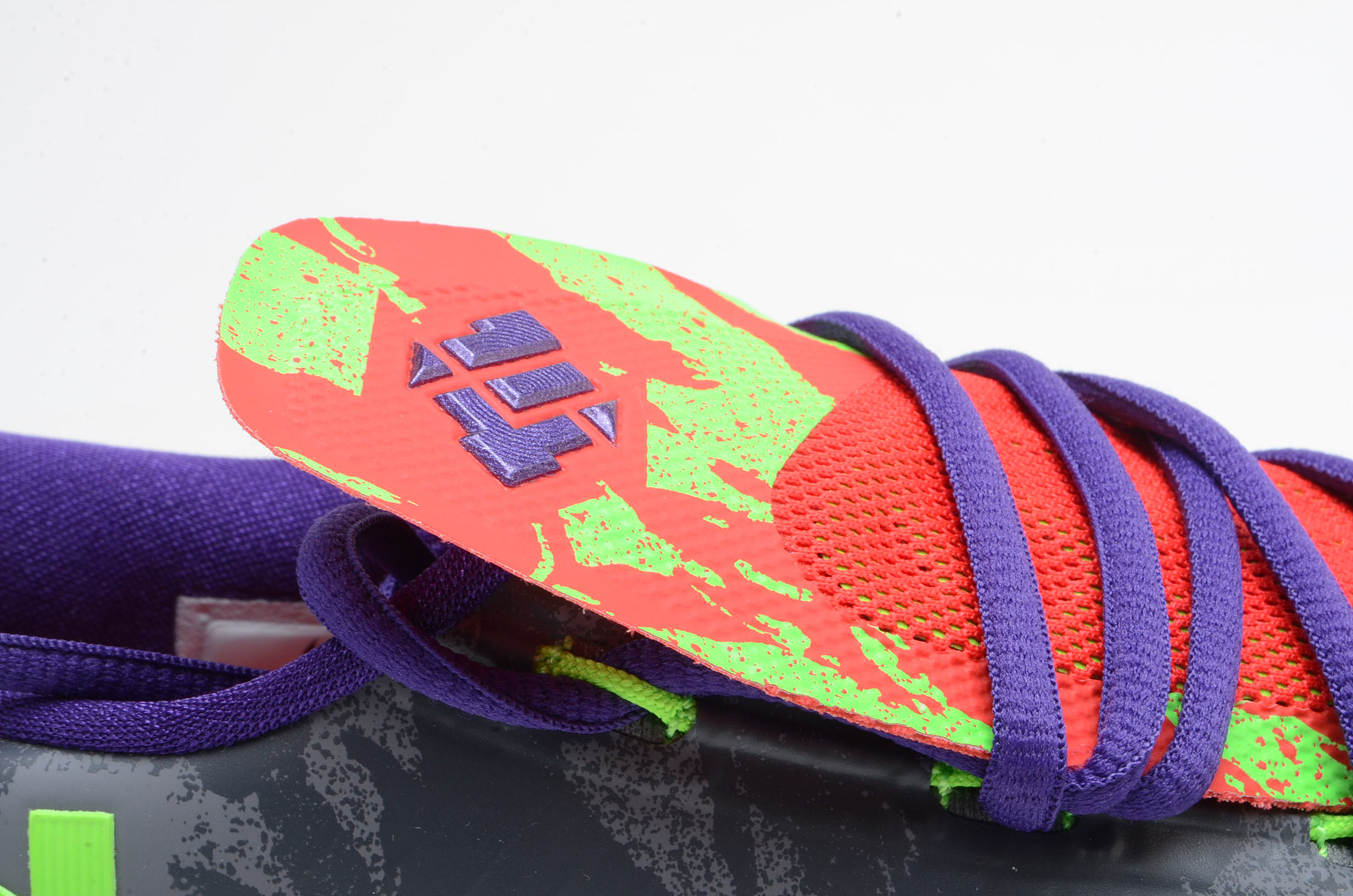 Kevin Durant Signed Nike Shoe  COA