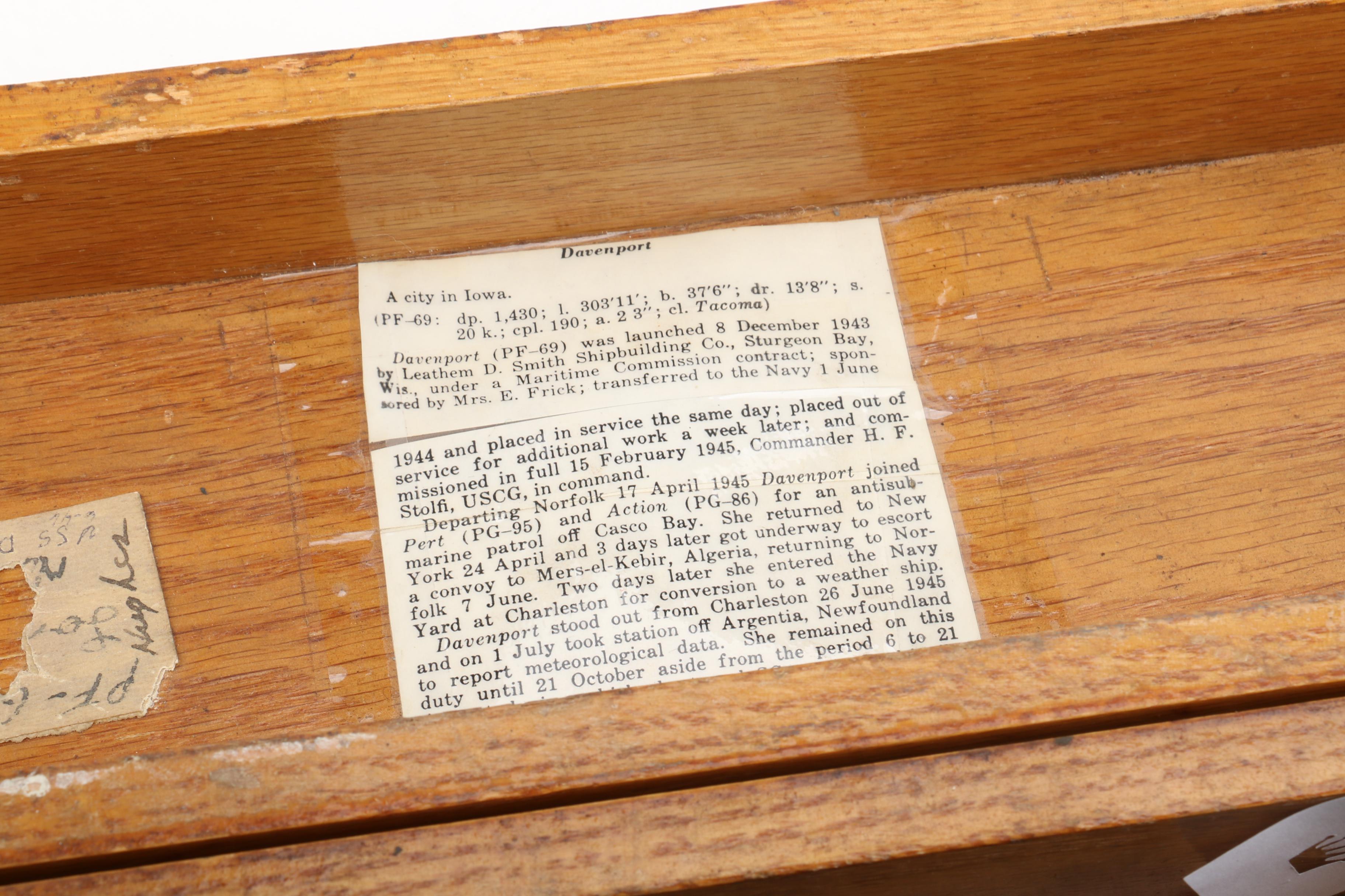 US Navy Spyglass c. 1940 by Kollmorgen Optical Corp. with Case