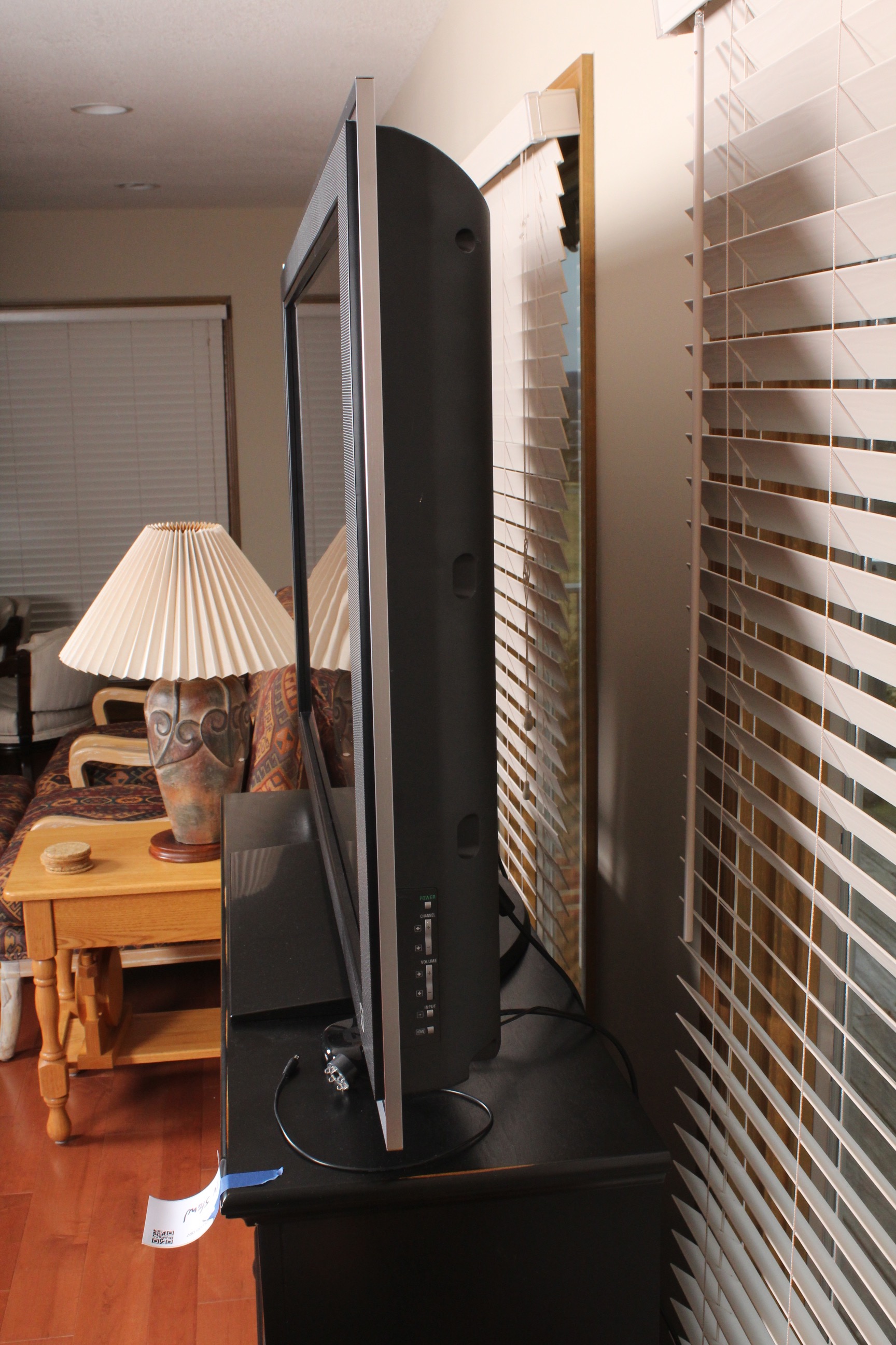 Sony KDL-52XBR4 Television