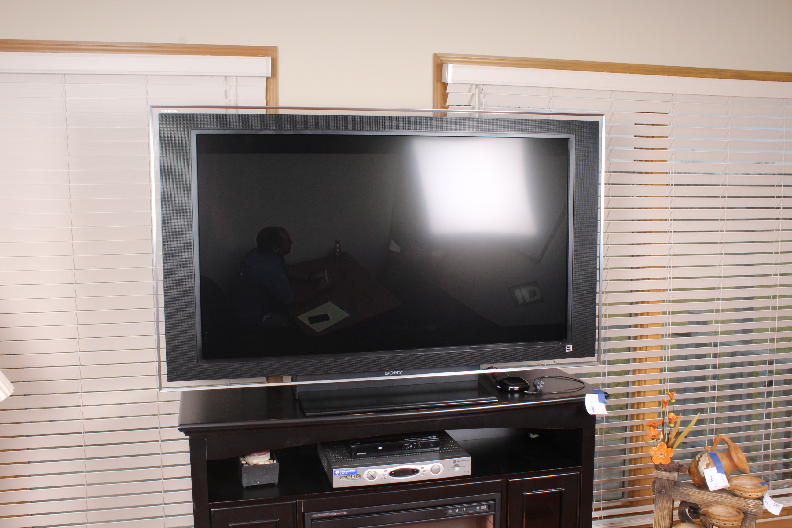 Sony KDL-52XBR4 Television