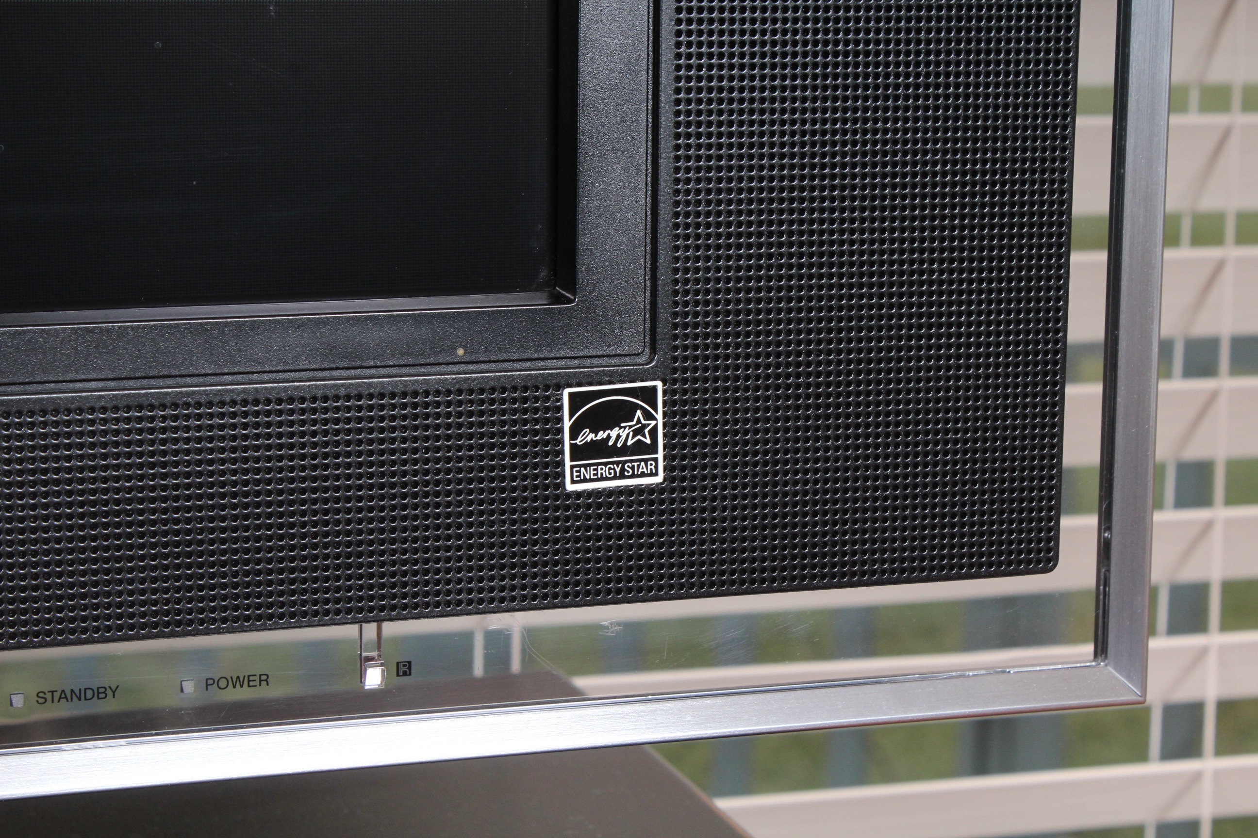 Sony KDL-52XBR4 Television