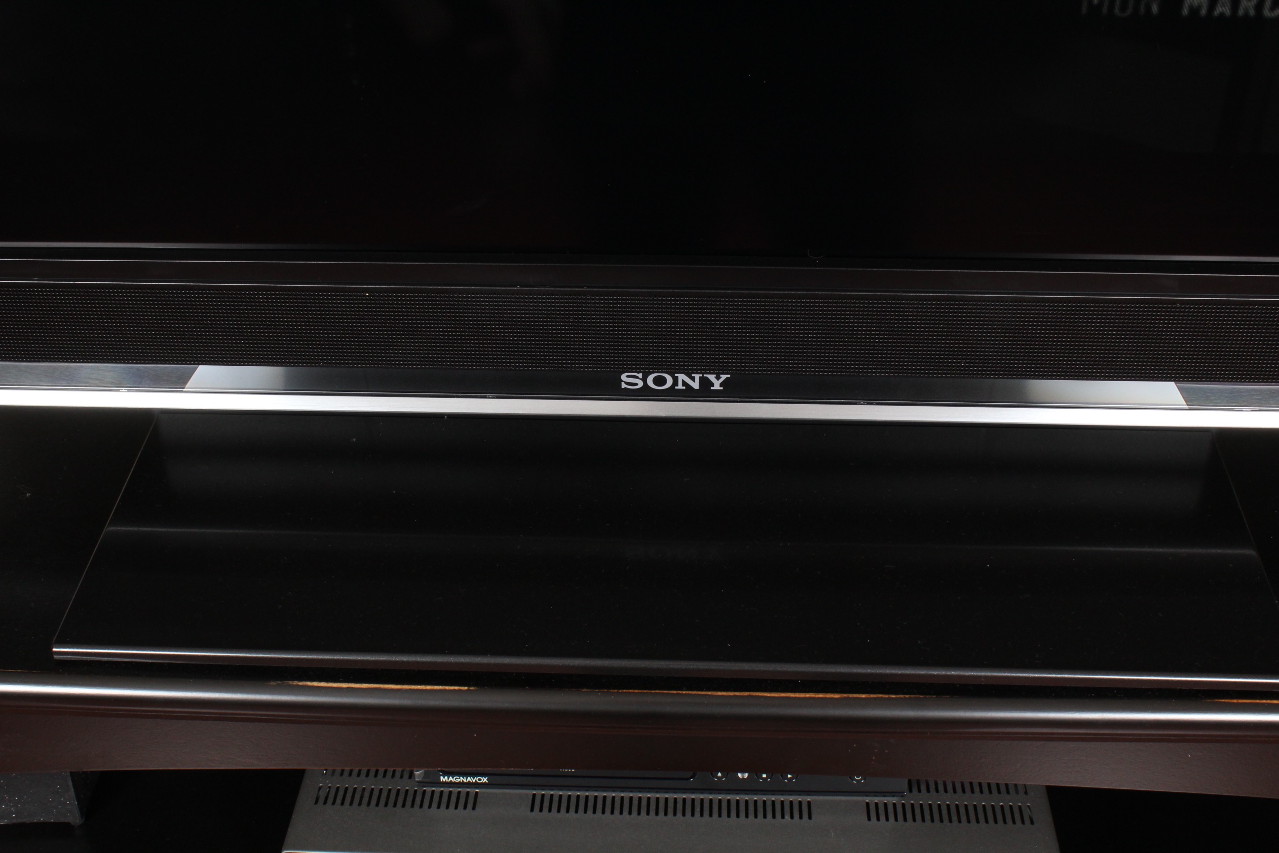 Sony KDL-52XBR4 Television
