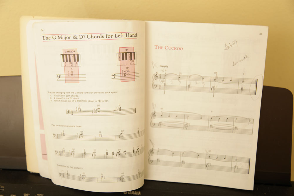 Yamaha P-80 Electric Piano with Folding Stand