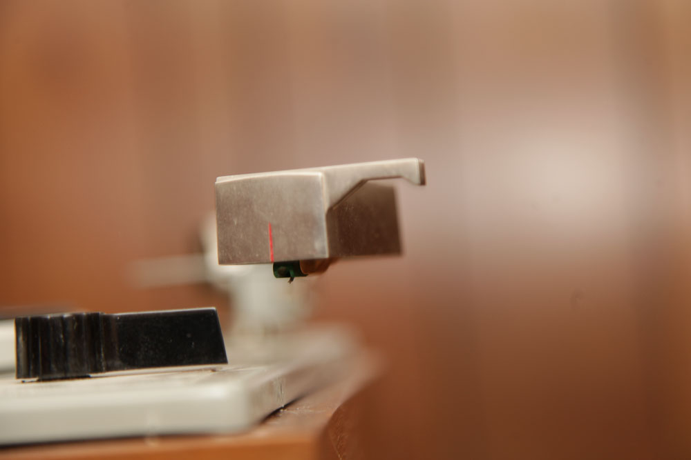 Vintage Fisher Audio System and Lenco L70 Turntable