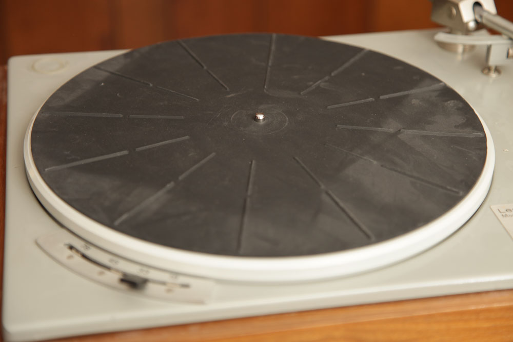 Vintage Fisher Audio System and Lenco L70 Turntable