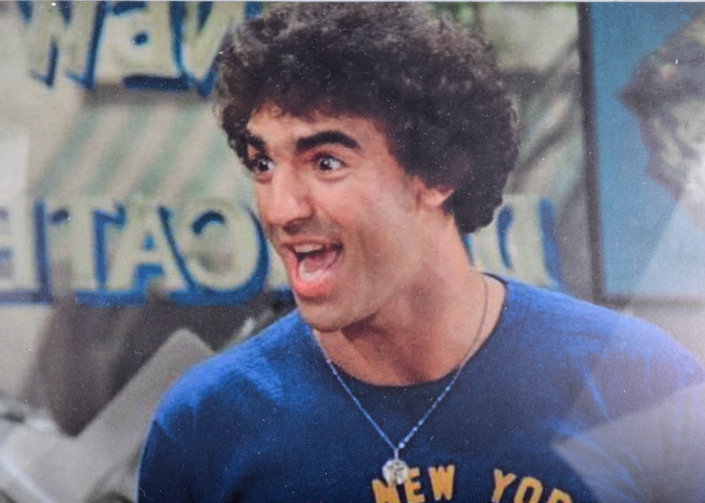 Jay Thomas Autographed "Mork and Mindy" TV Still