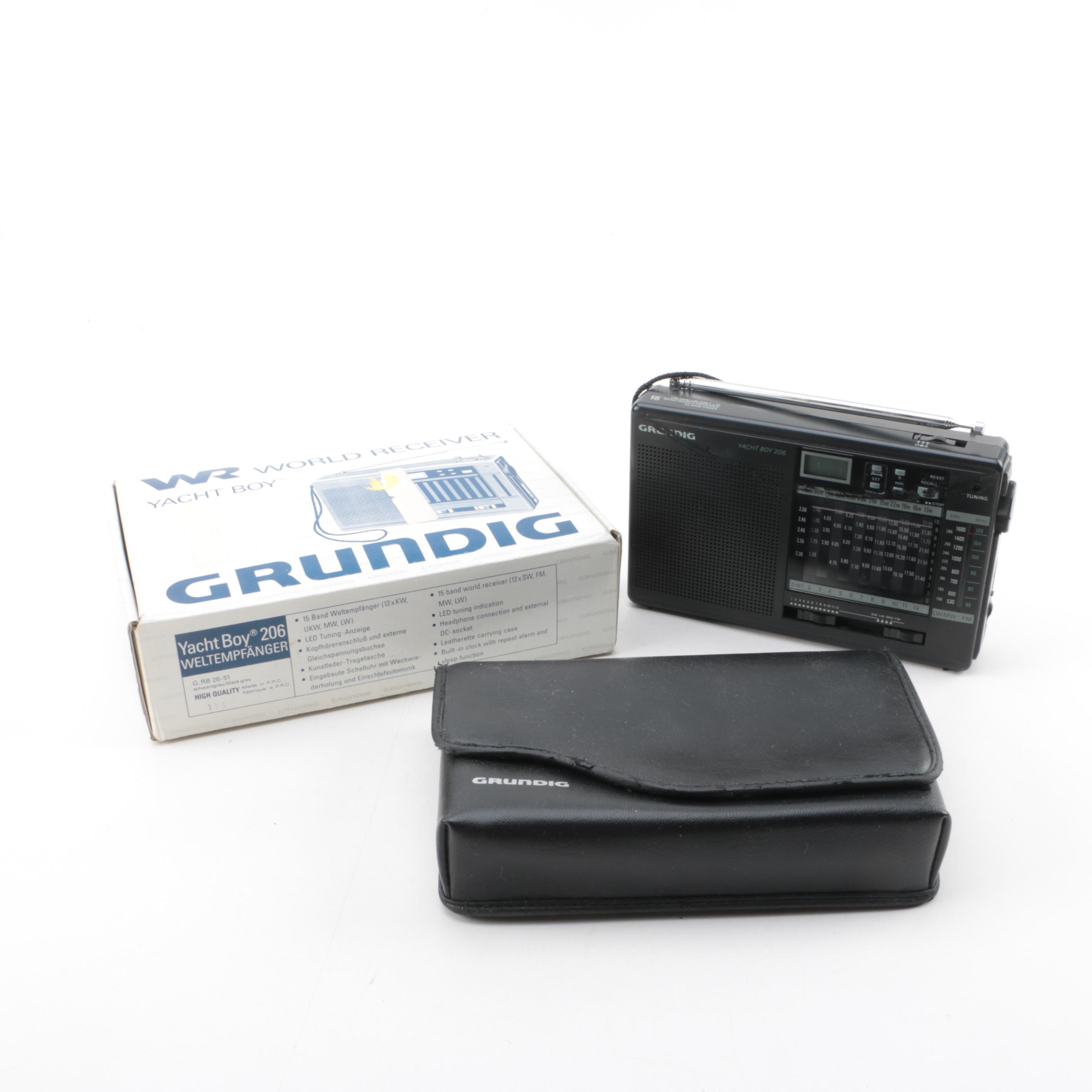 Grundig Yacht Boy 206 FM Radio