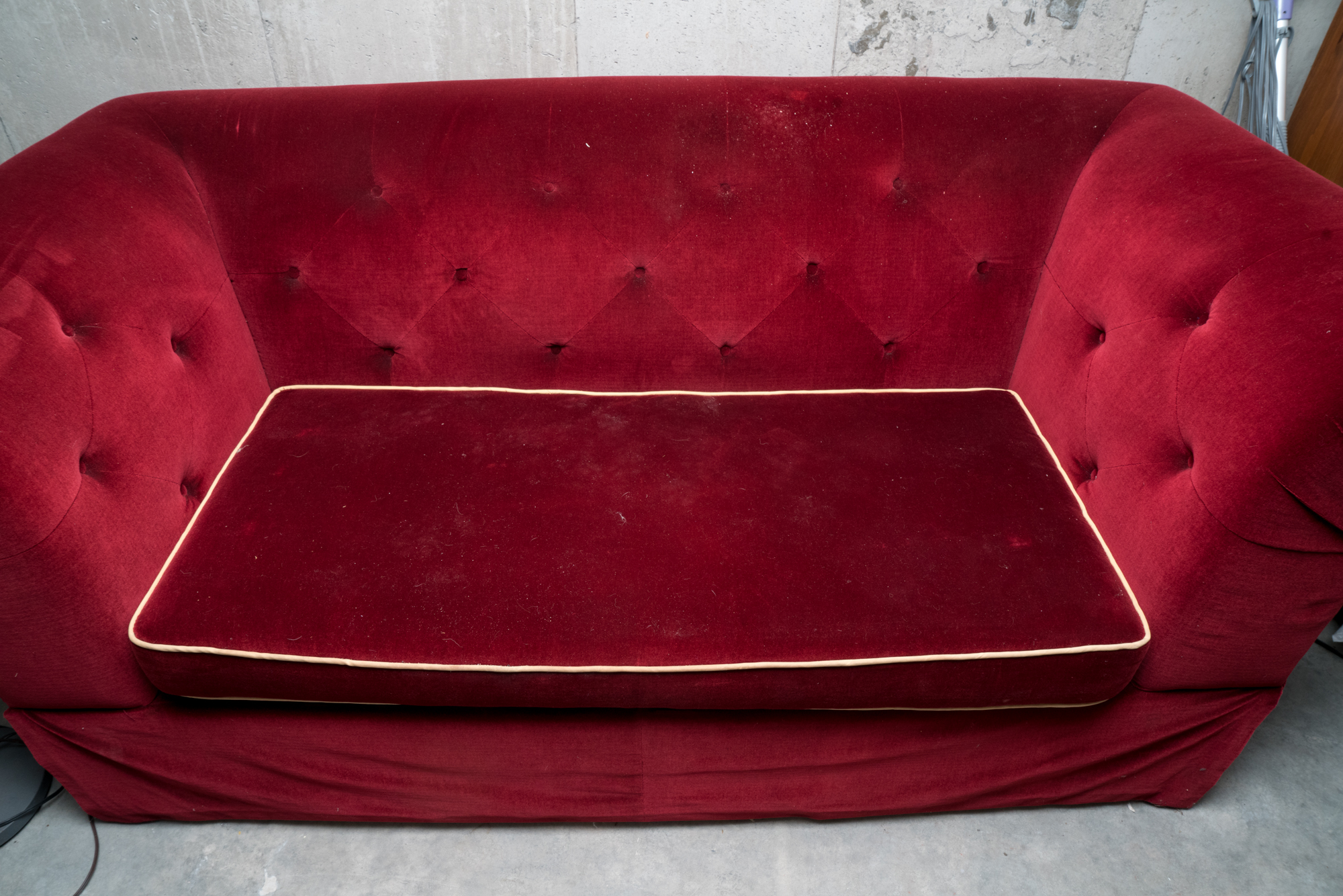 Red Velvet Tufted Sleeper Sofa