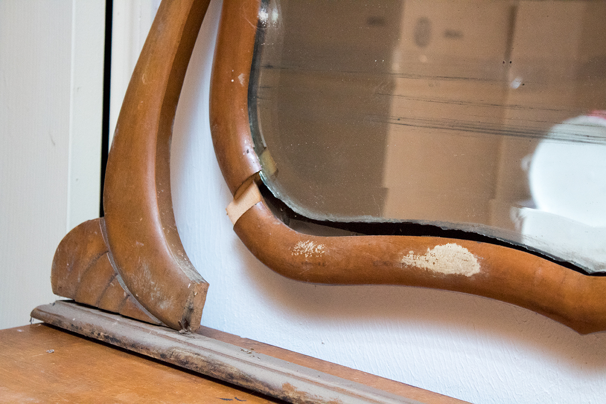 Victorian Style Vintage Serpentine Dresser with Mirror