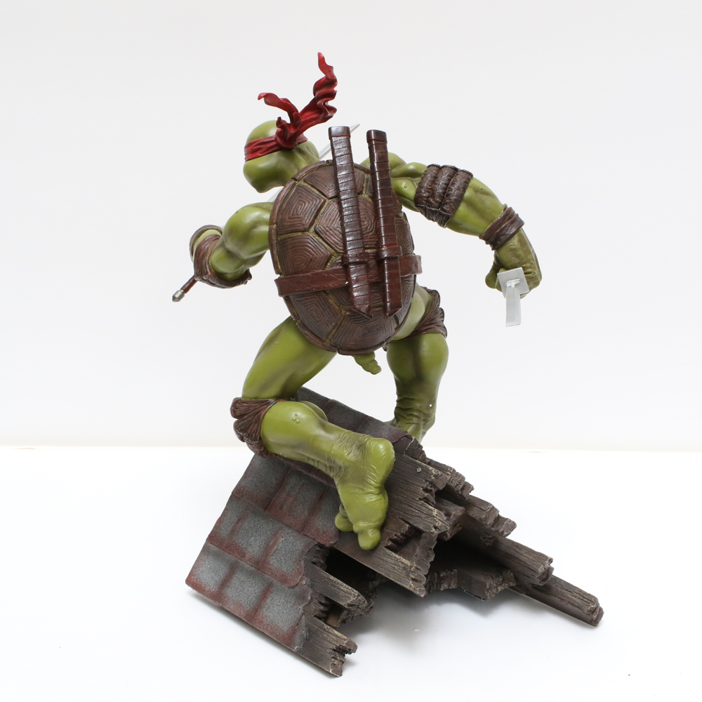 Slideshow Teenage Mutant Ninja Turtles "Leonardo" Action Figure