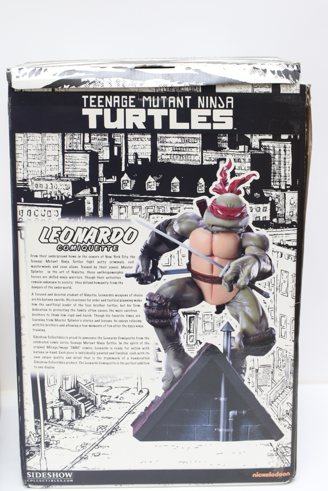 Slideshow Teenage Mutant Ninja Turtles "Leonardo" Action Figure