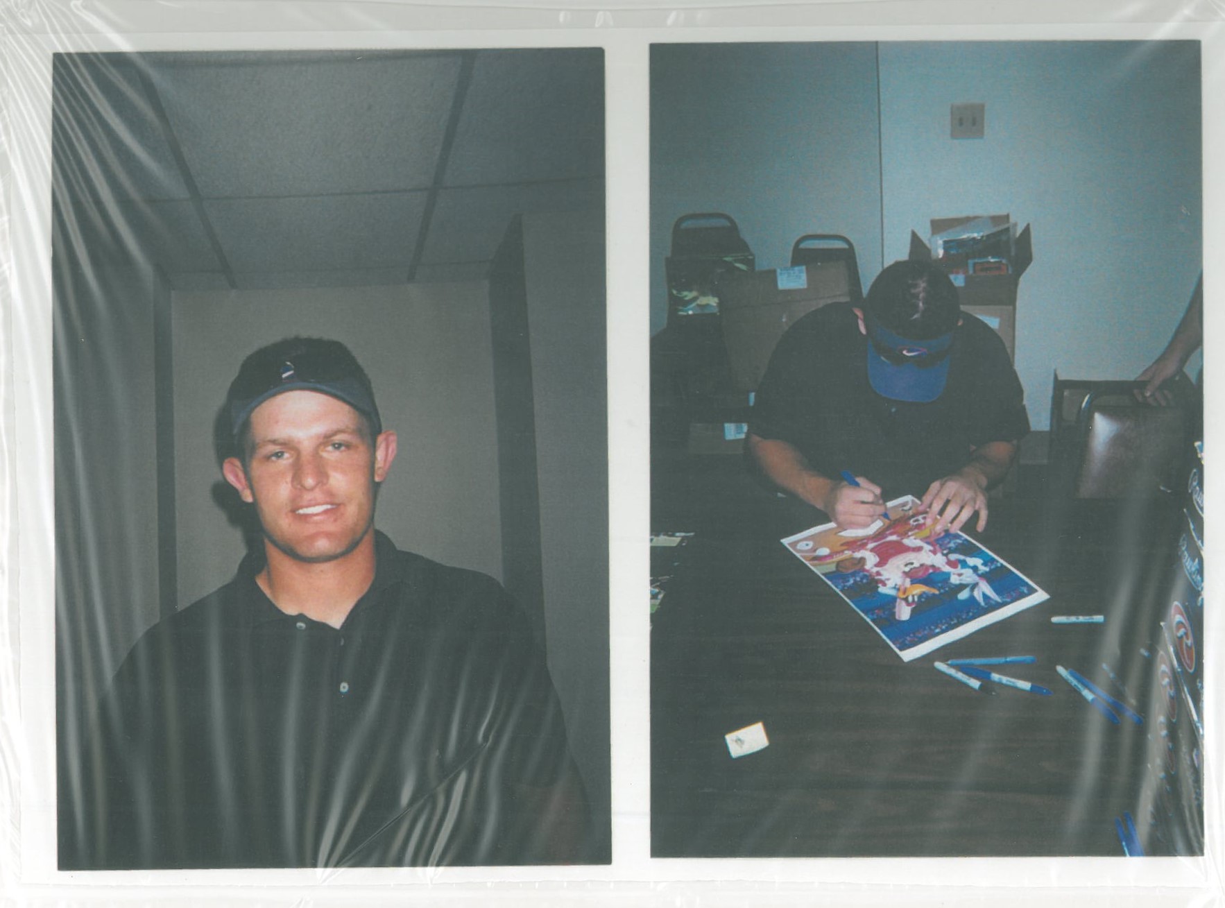 Austin Kearns Signed Looney Tunes "At the Plate" Cincinnati Reds Lithograph