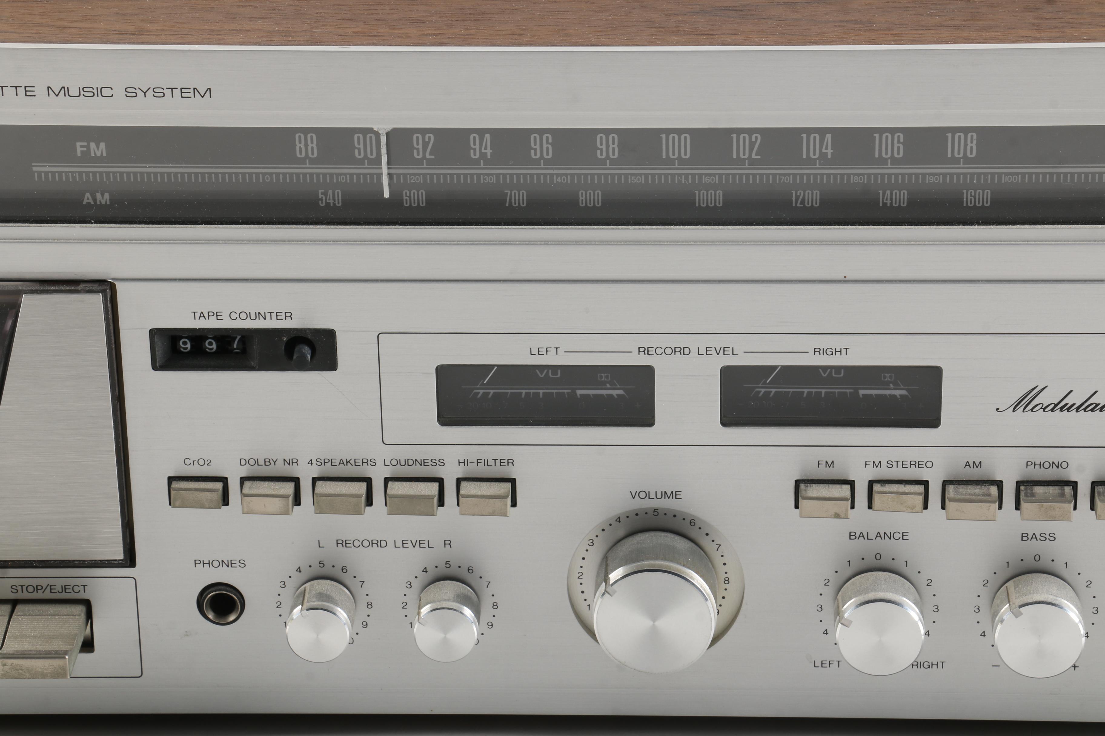 Vintage Realistic AM/FM Stereo Cassette System