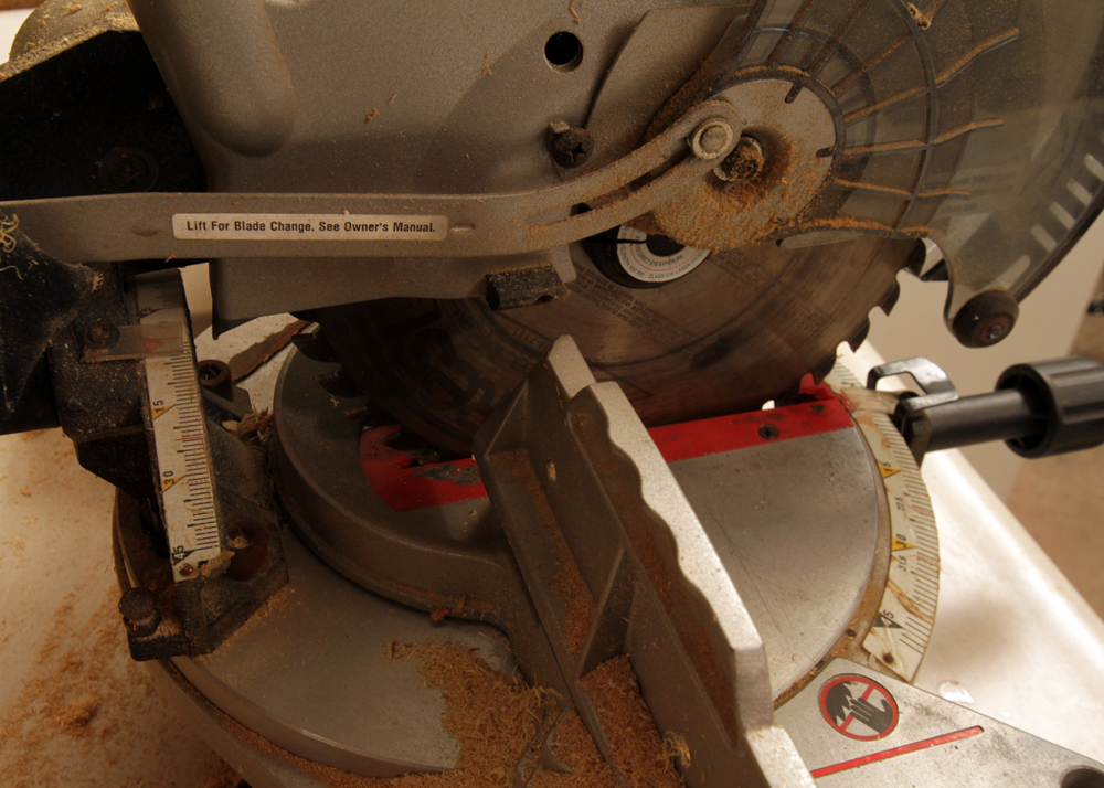 Craftsman 10" Compound Miter Saw and Cabinet