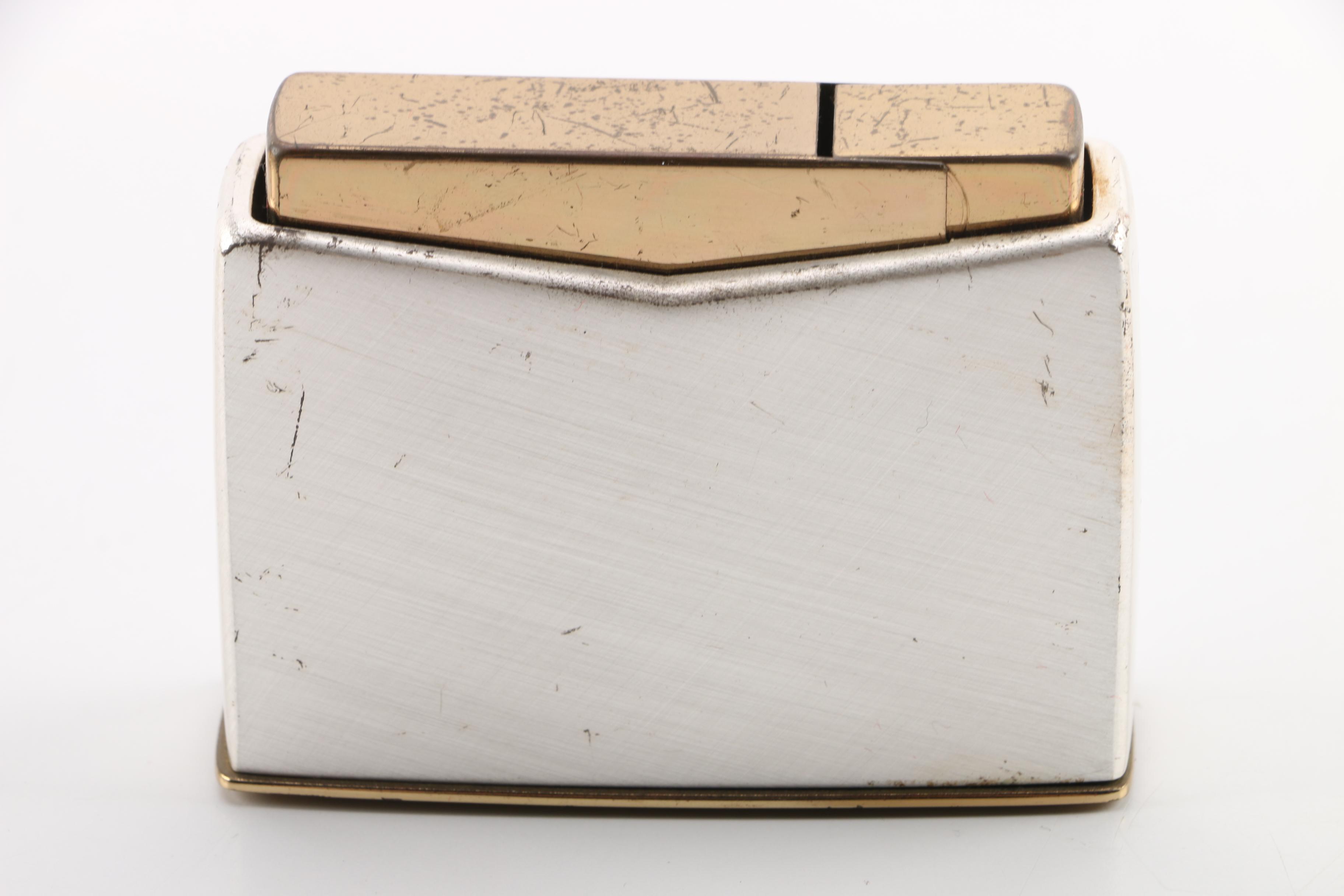 Consul Crown Table Lighter