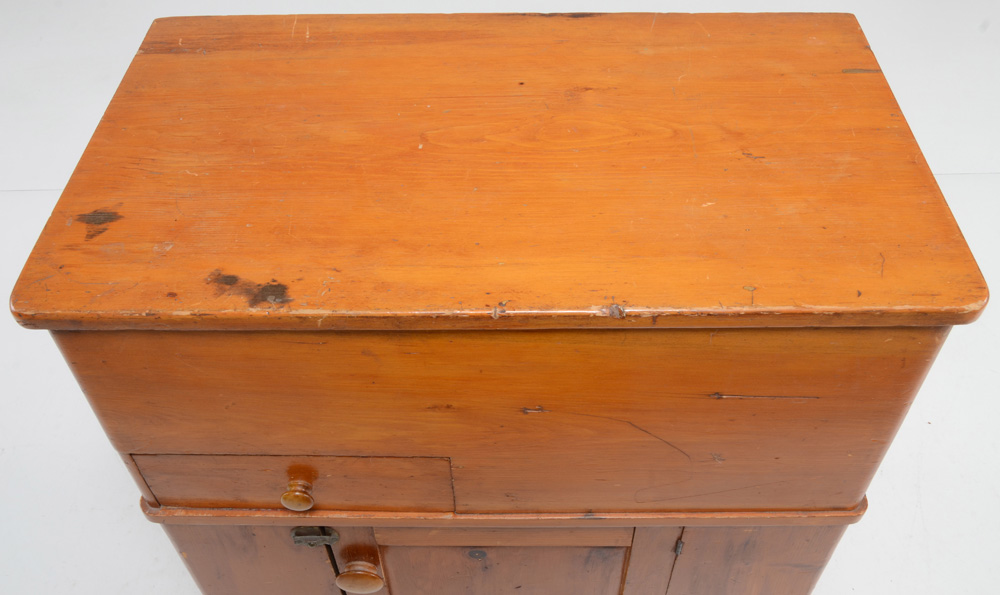 Antique Pine Lift-Top Dry Sink