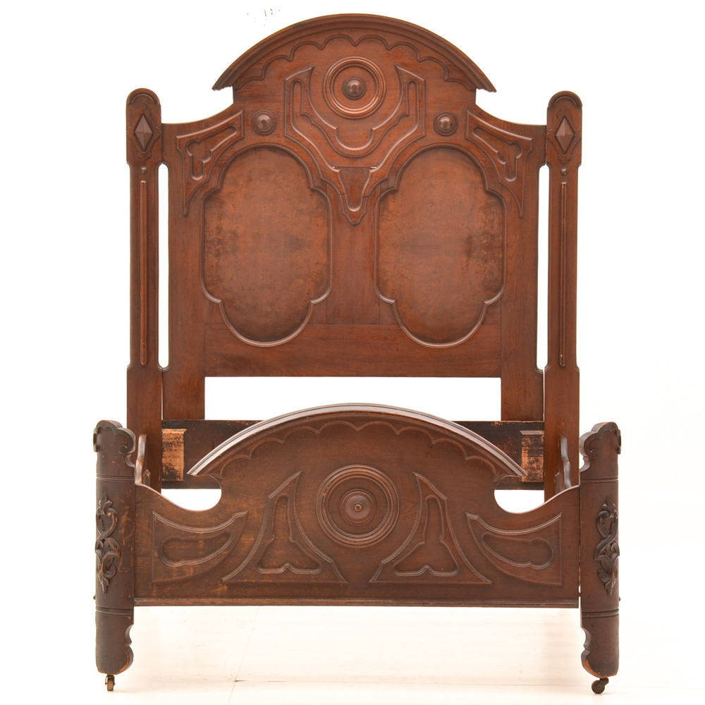 Circa 1870s Mitchell & Rammelsberg Antique Carved Walnut Full Bed Frame
