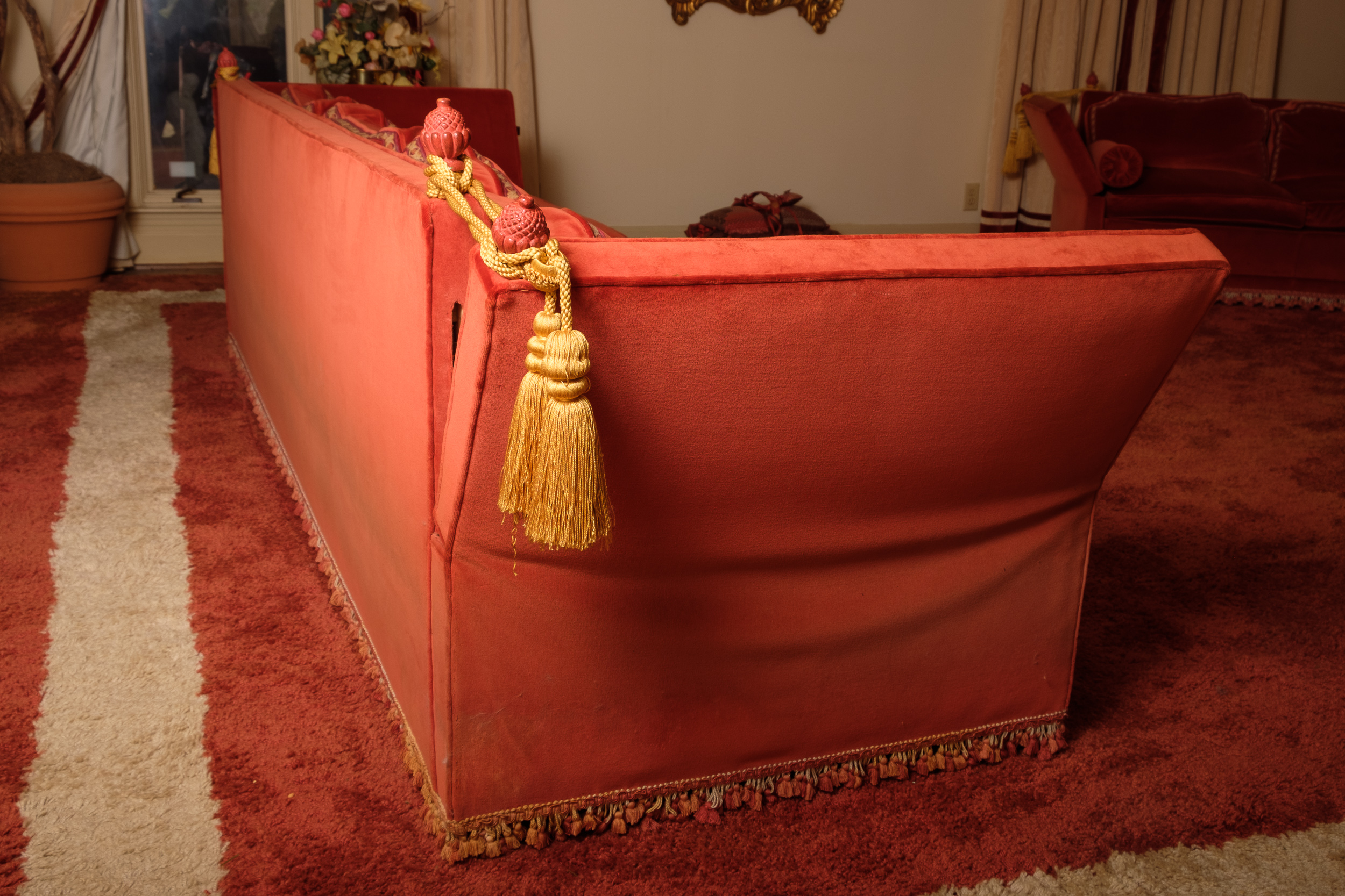 Vintage "Knole" Style Convertible Sofa