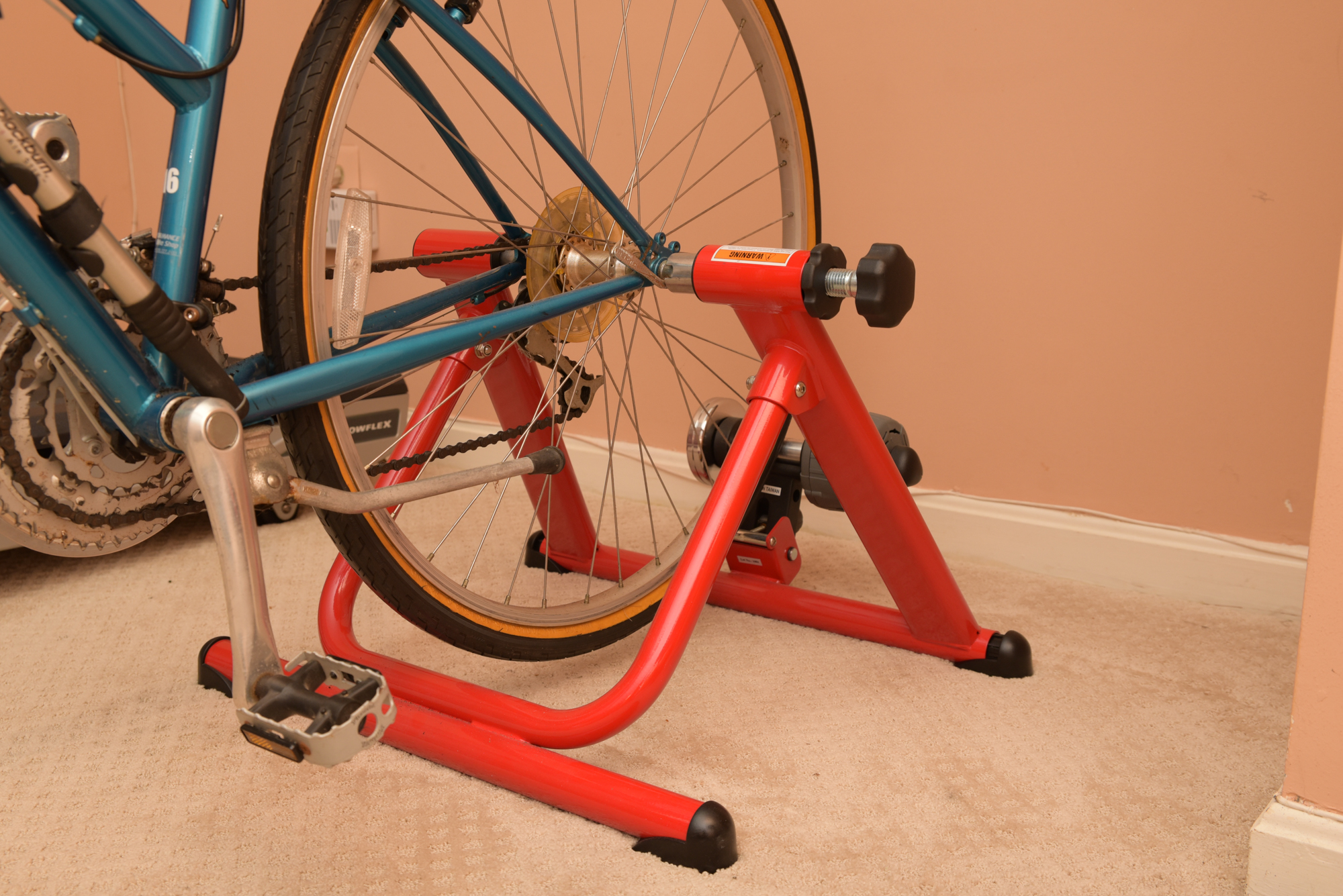 Specialized "Crossroads" Bicycle with Ascent Bike Trainer