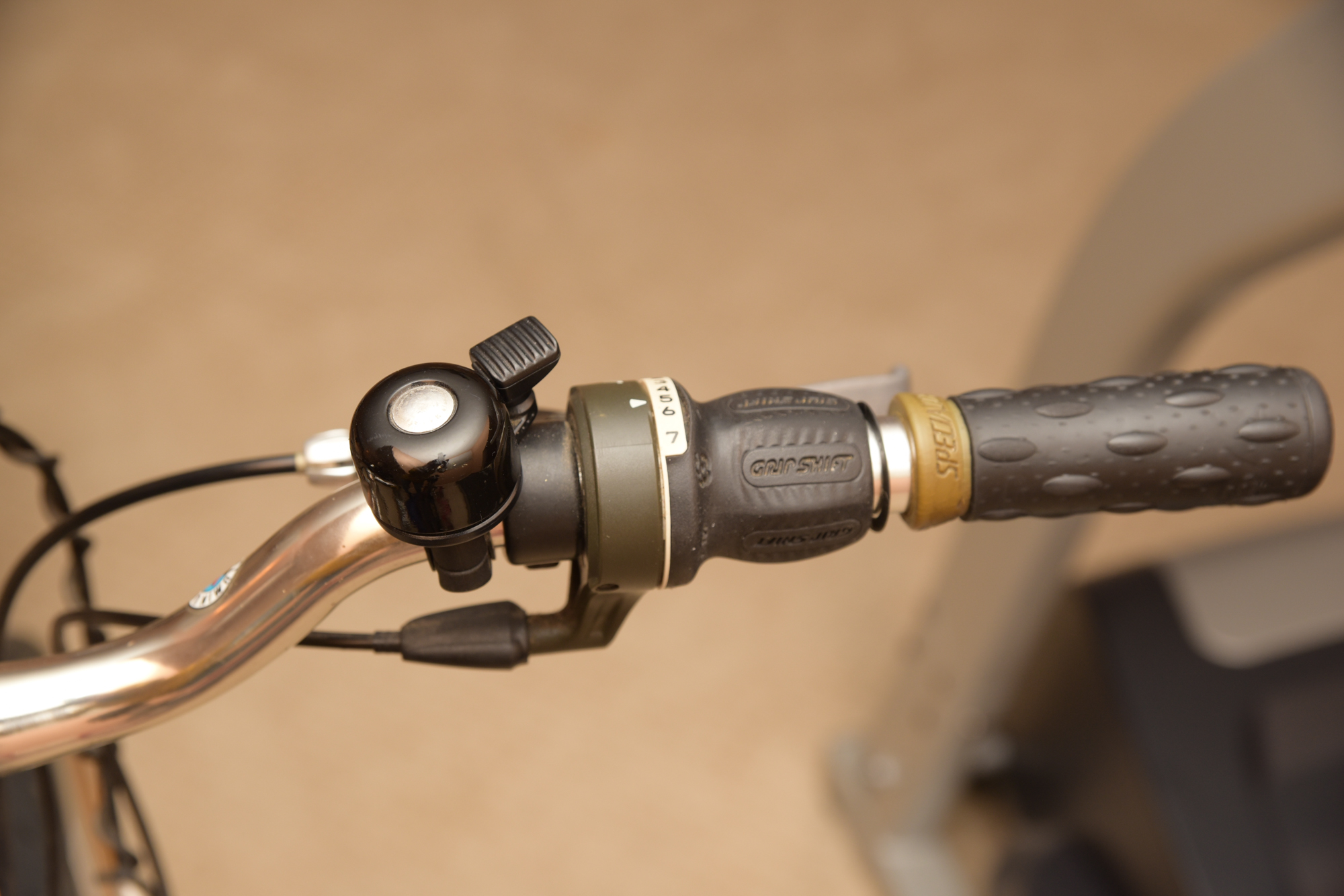 Specialized "Crossroads" Bicycle with Ascent Bike Trainer