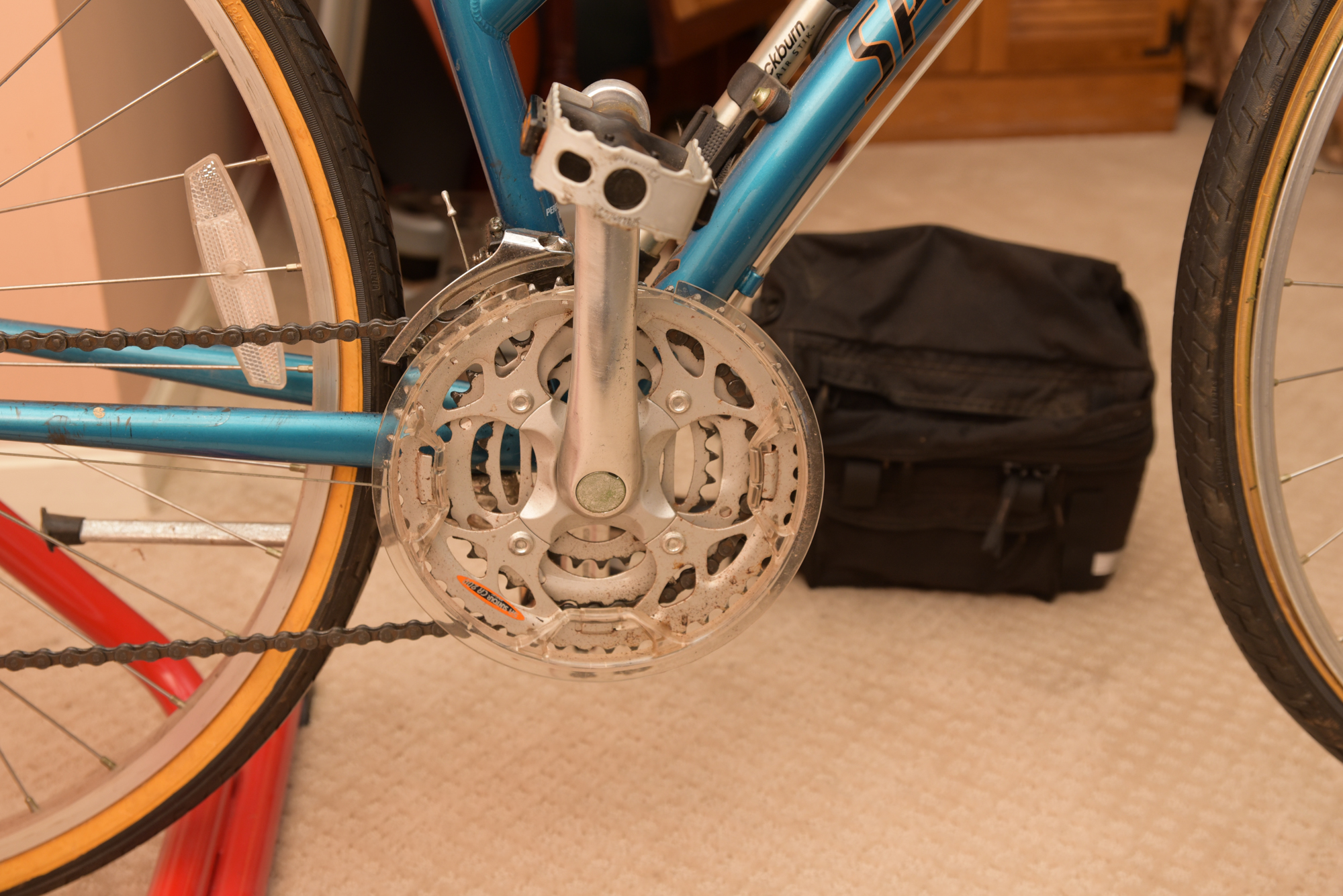 Specialized "Crossroads" Bicycle with Ascent Bike Trainer