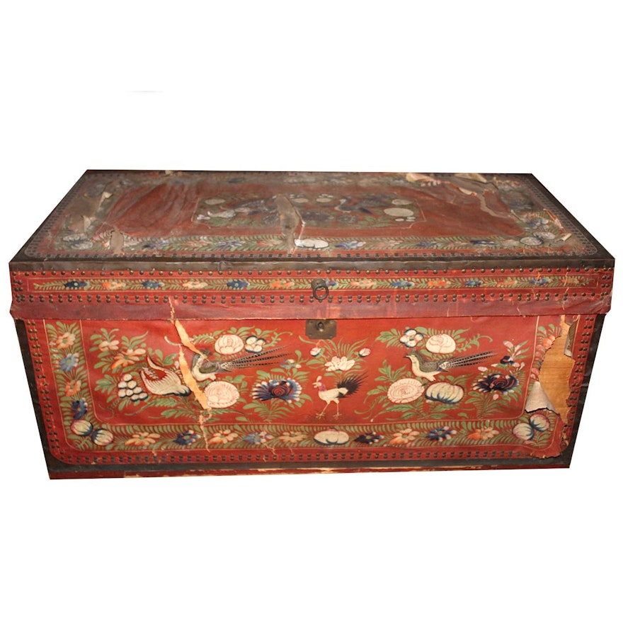 Red Antique Camphor Wood Chinese Trunk