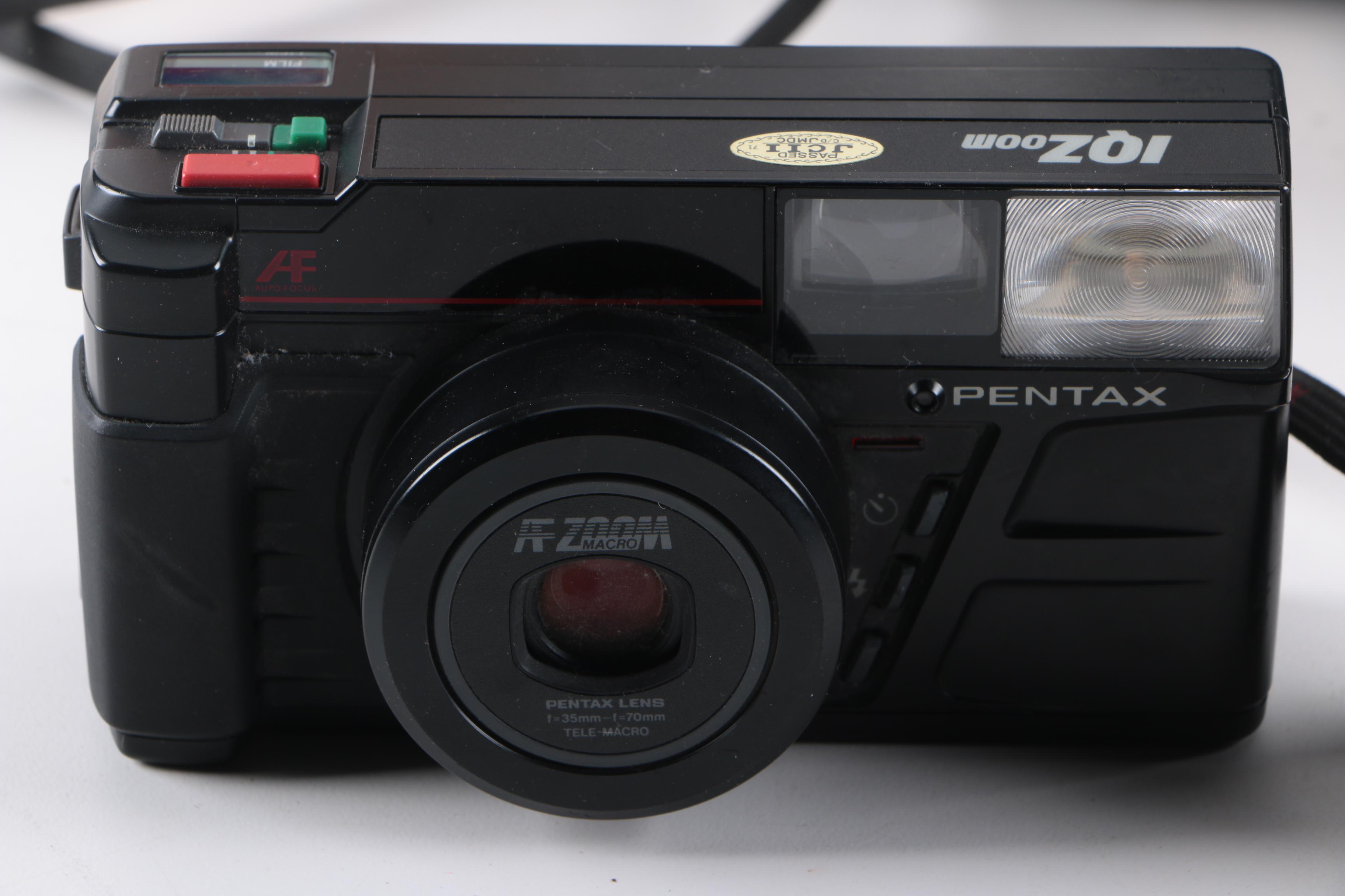 Still Cameras Including Polaroid 600, Square Shooter 2, and Swinger Model 20