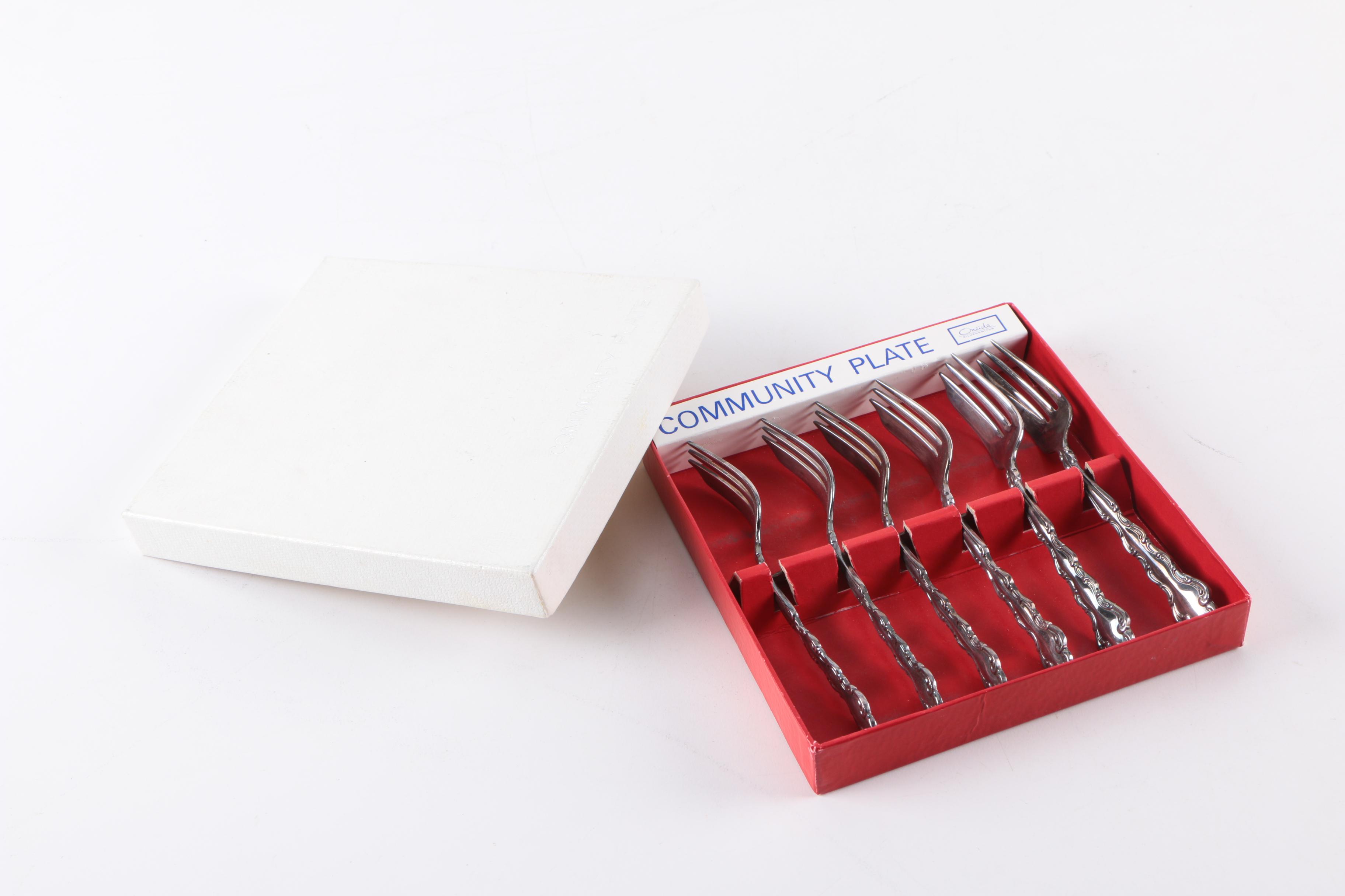 Oneida Community "Modern Baroque" Silver-Plated Pie Forks