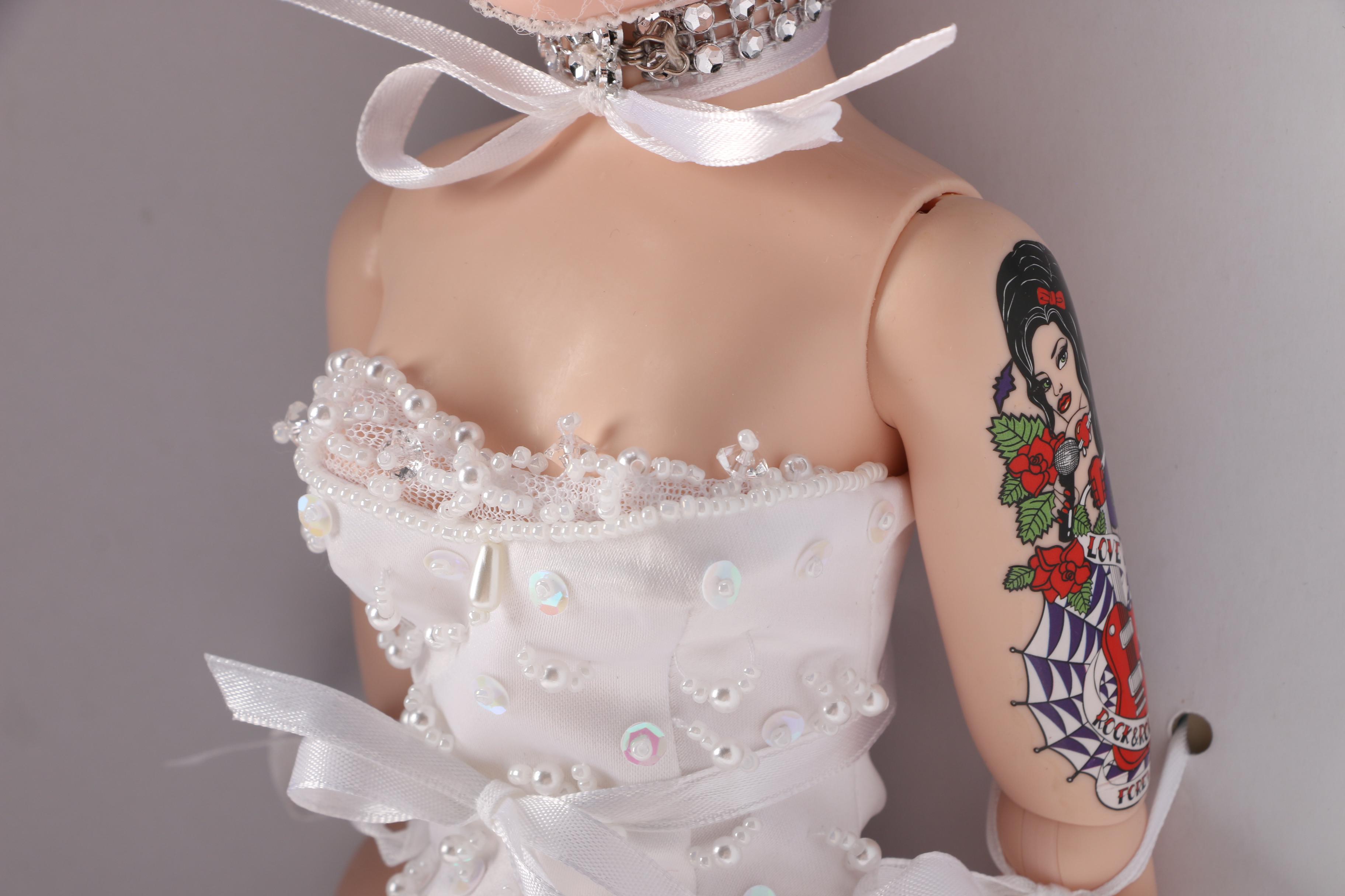 2016 Madame Alexander Limited Edition "Rocker Bride" Doll