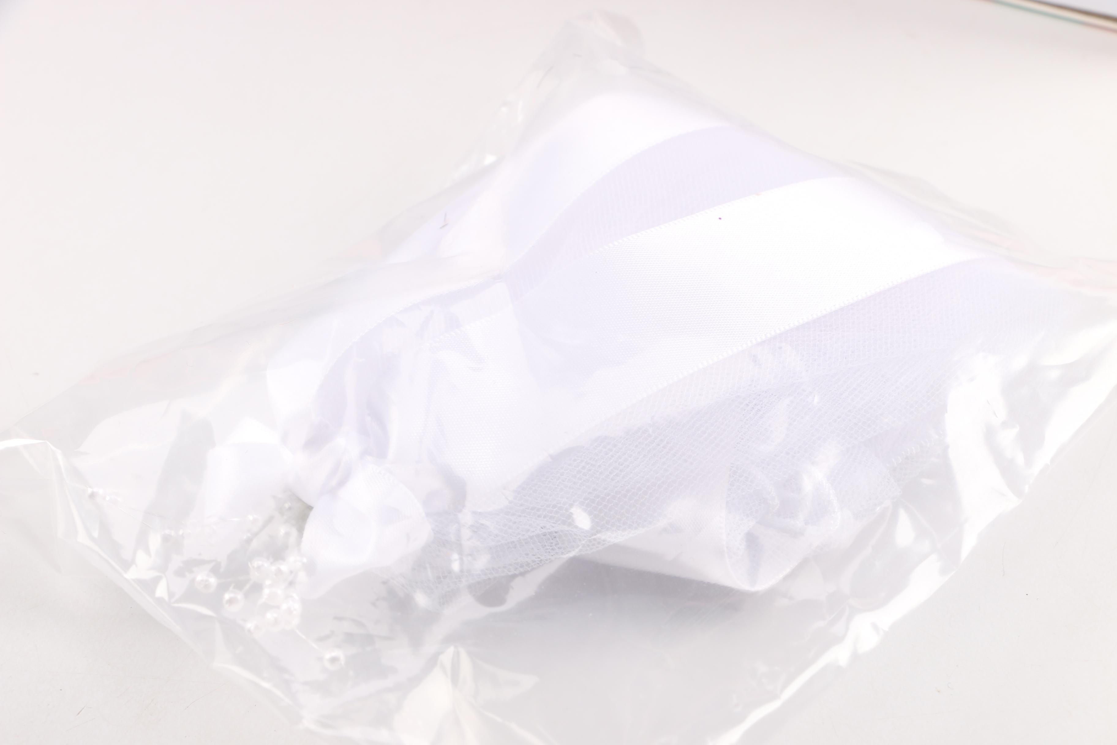 2016 Madame Alexander Limited Edition "Rocker Bride" Doll