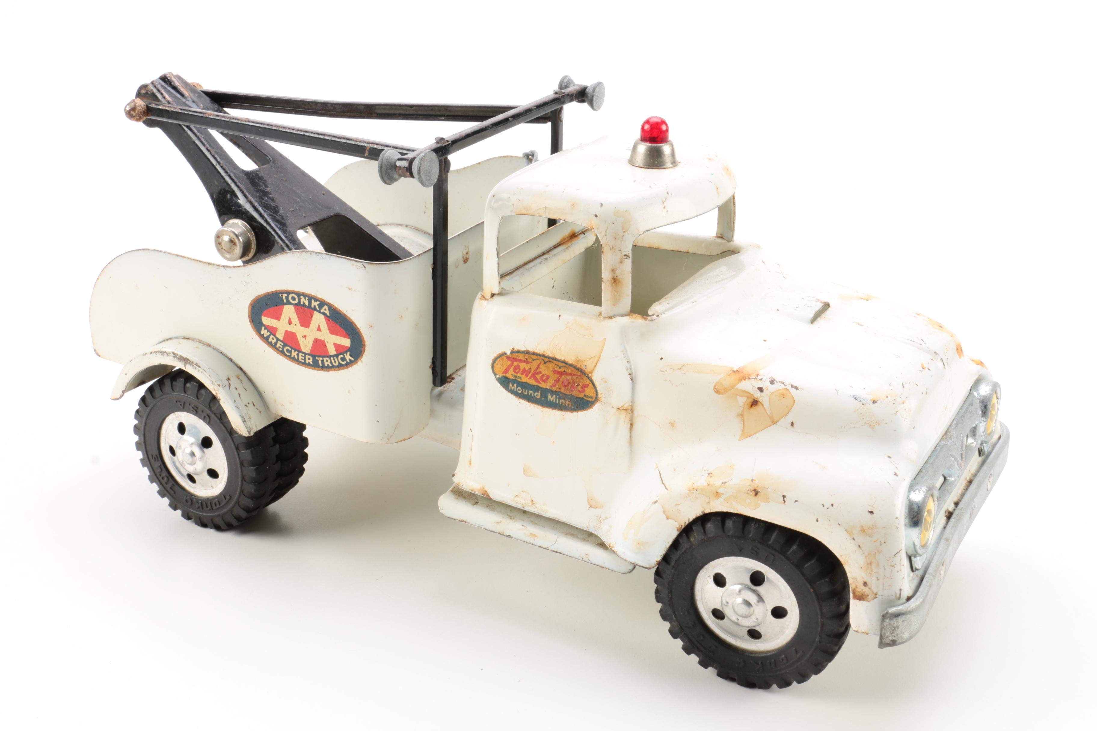 Vintage Tonka Pressed Steel AA Wrecker Tow Truck, C. 1958-1961