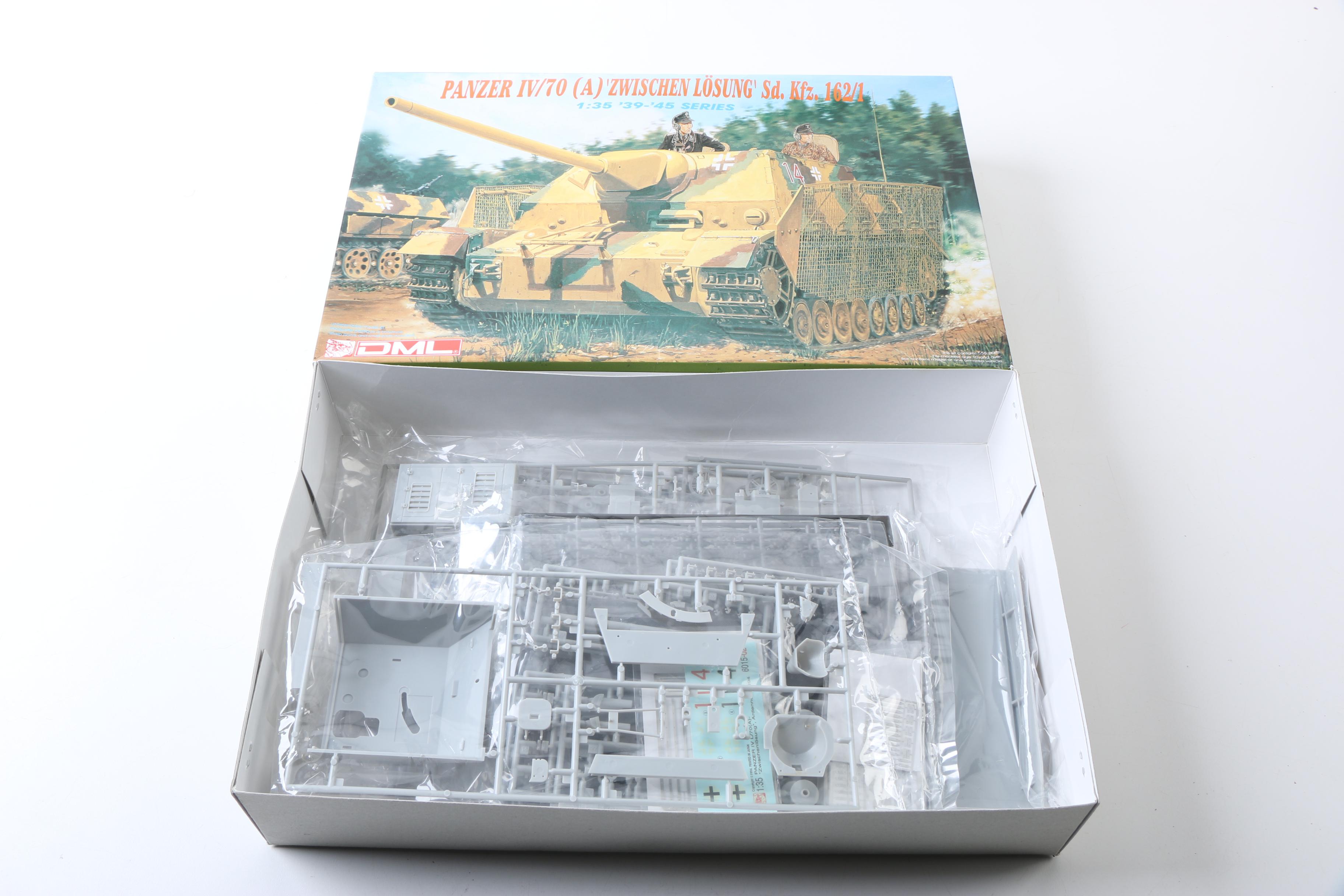 1/35 Scale Military Model Kits