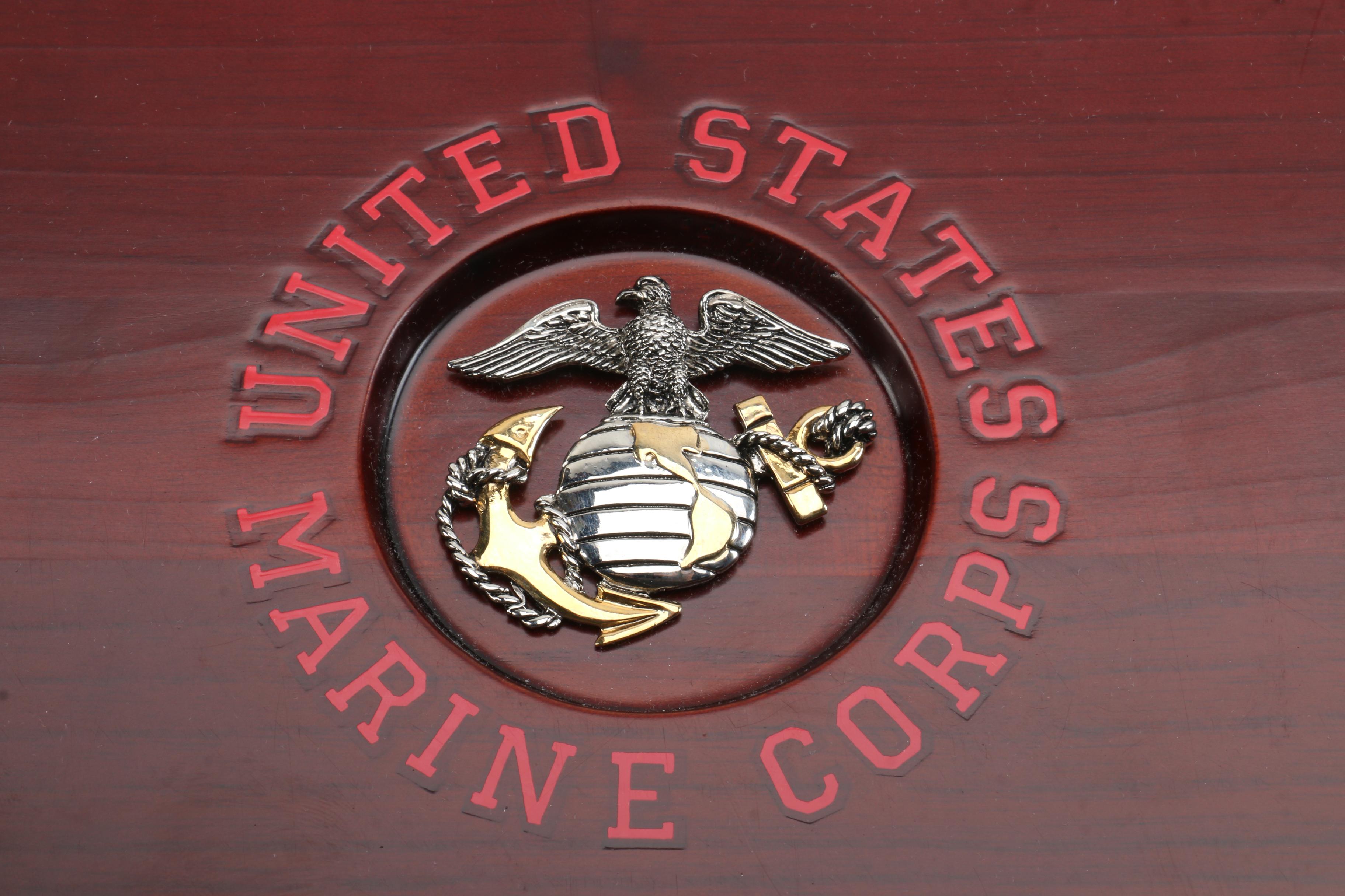 U.S. Marine Corps Poker Set