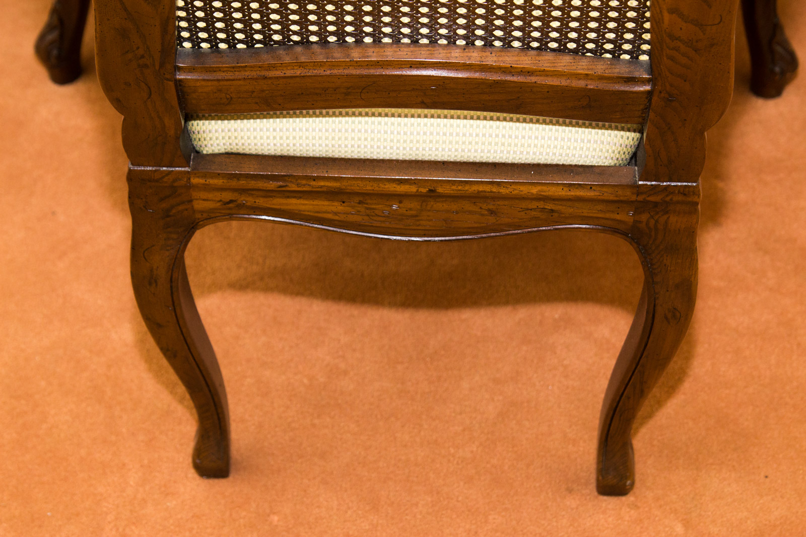 Cherry Queen Anne Style Dining Table and Chairs