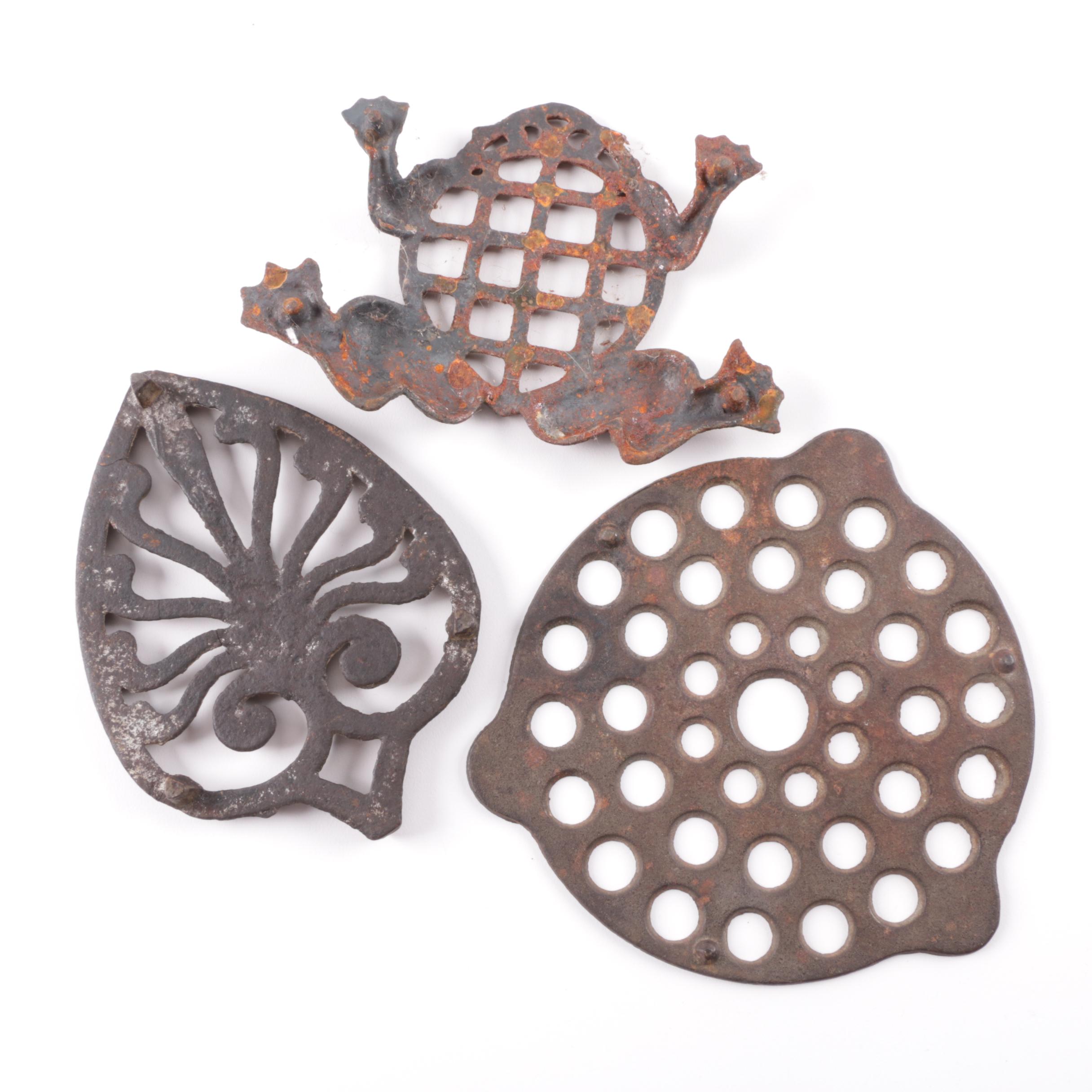 19th Century Marietta Foundry Glue Pot with Vintage Cast Iron