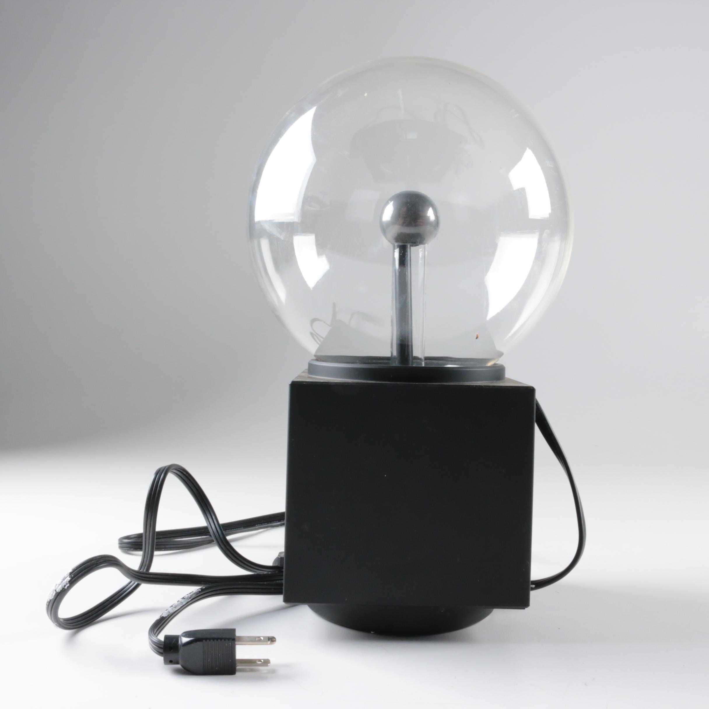 Vintage "Illuma Storm" Plasma Globe Lamp by Realistic