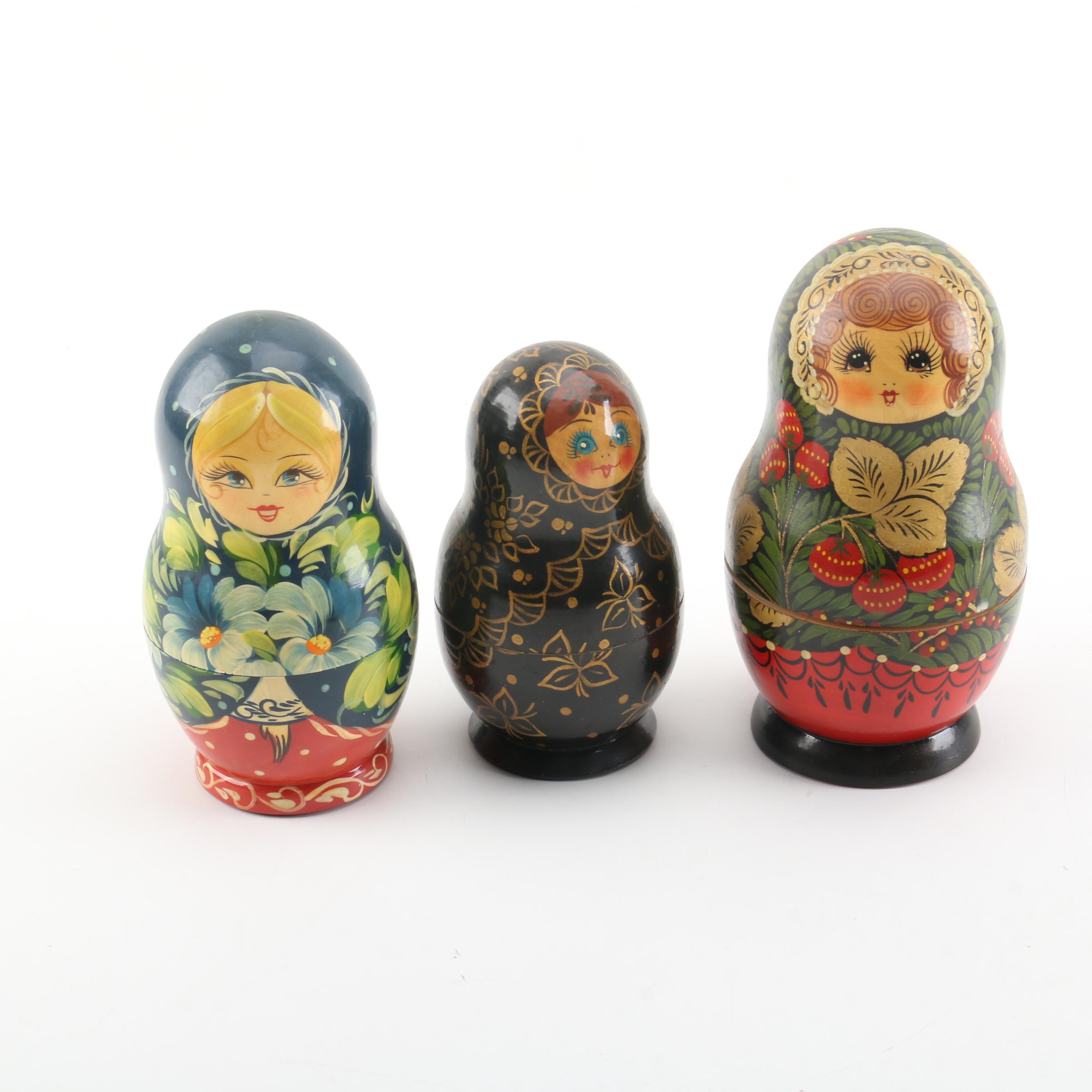 Russian Matryoshka Nesting Dolls