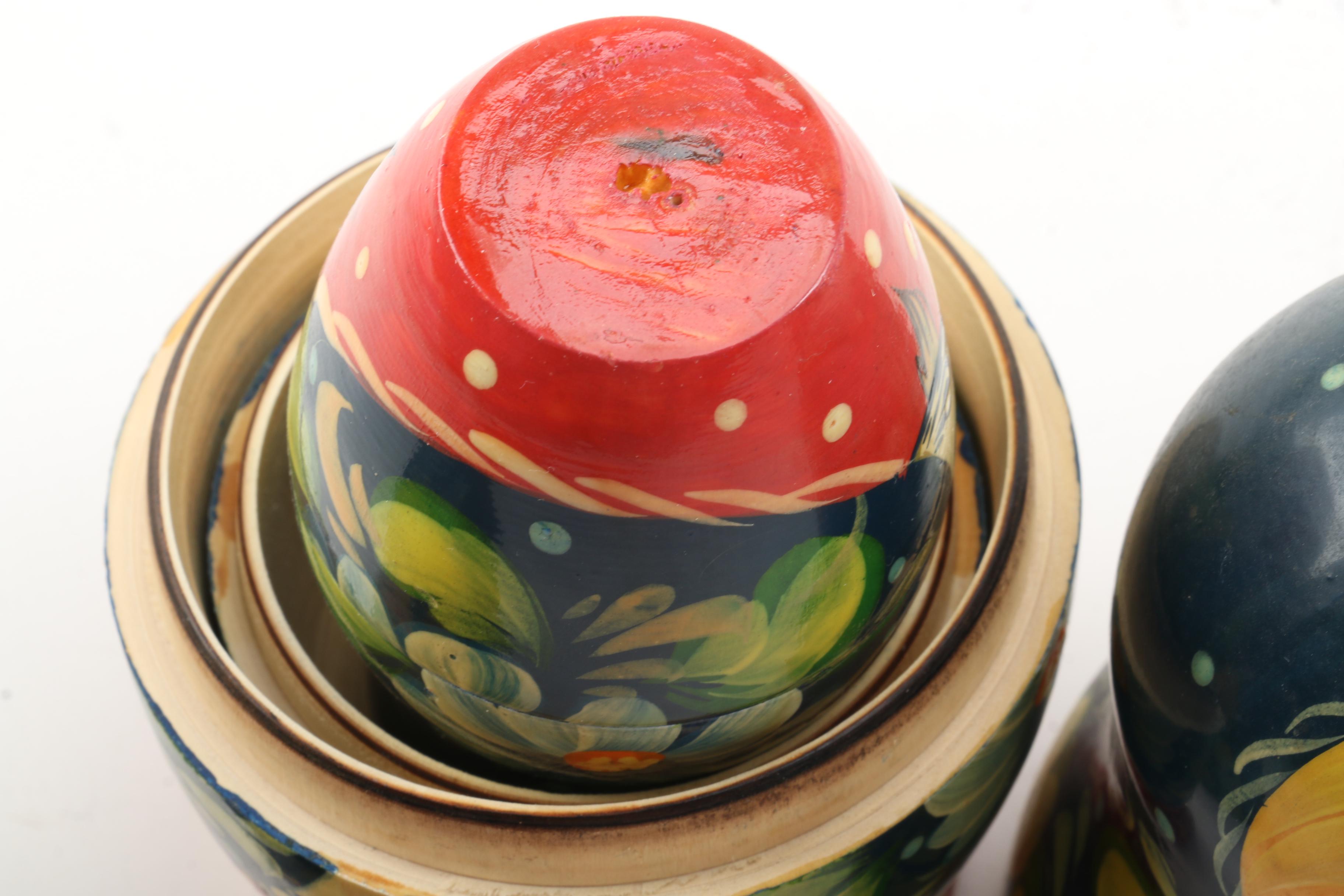 Russian Matryoshka Nesting Dolls