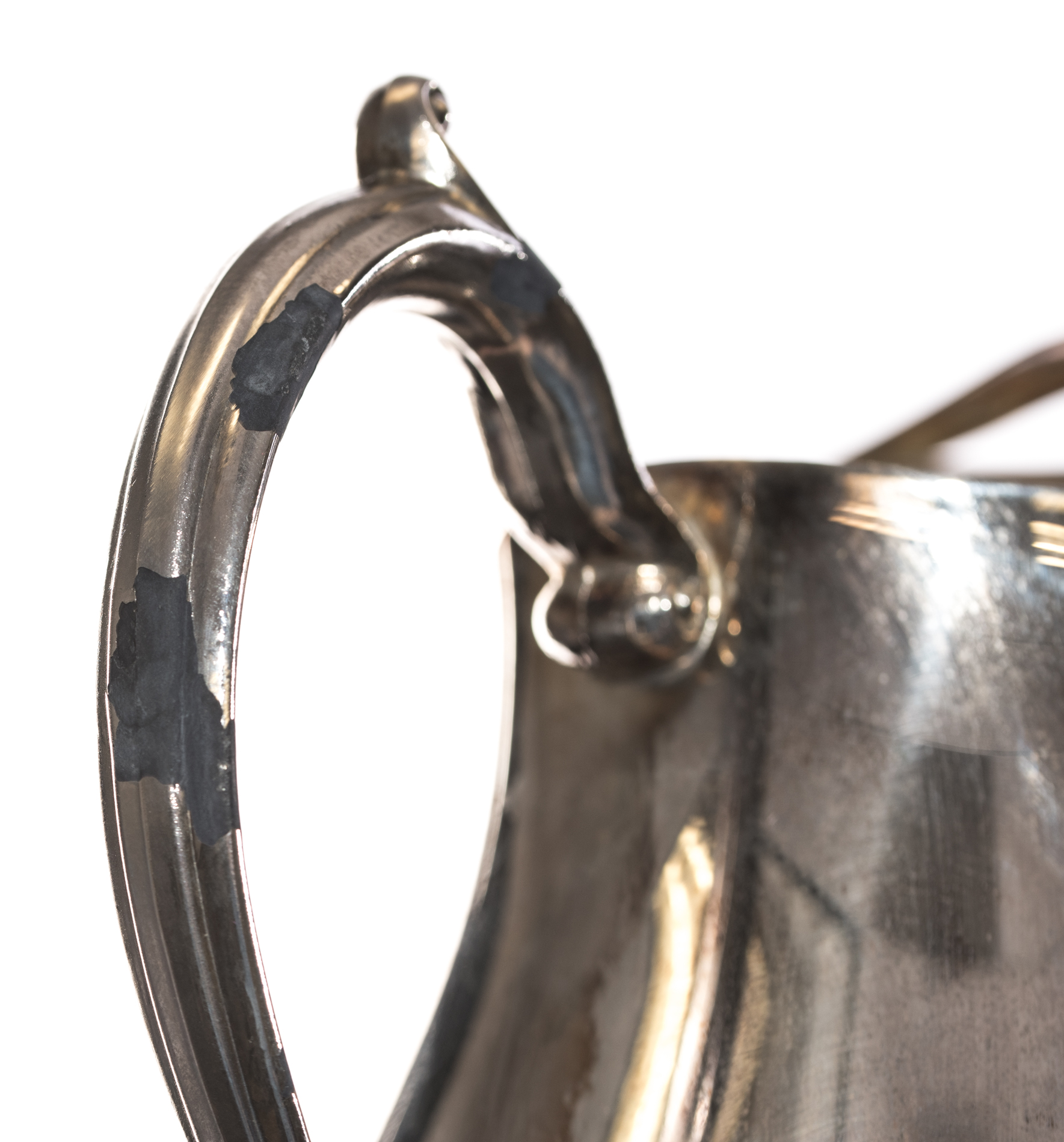 Plated Silver Tableware Featuring Oneida Silversmiths