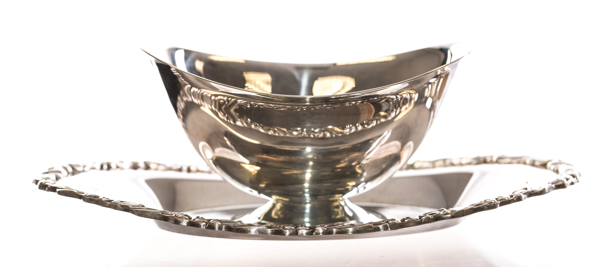 Plated Silver Tableware Featuring Oneida Silversmiths