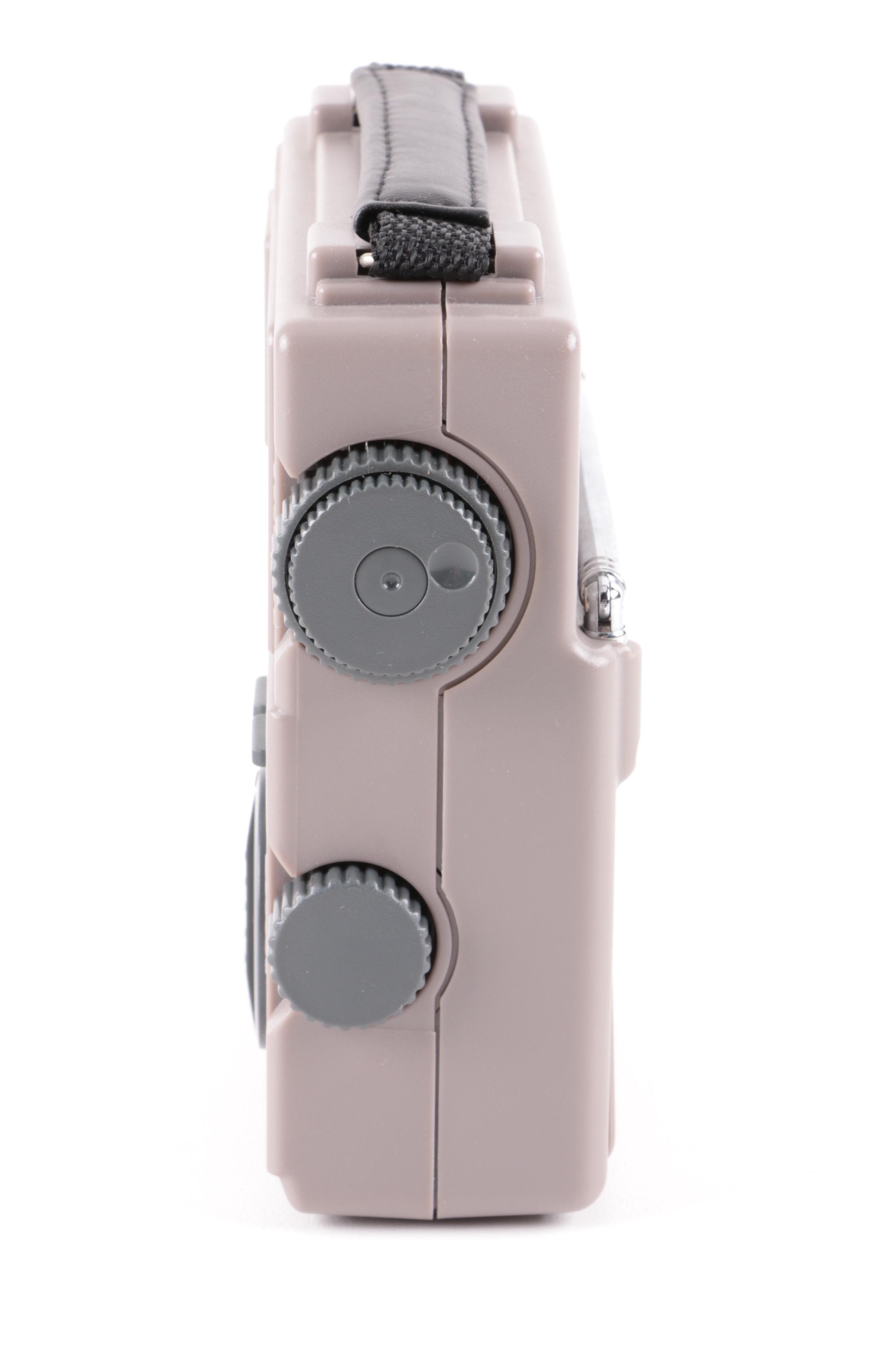 Grundig FR-200 Emergency Radio