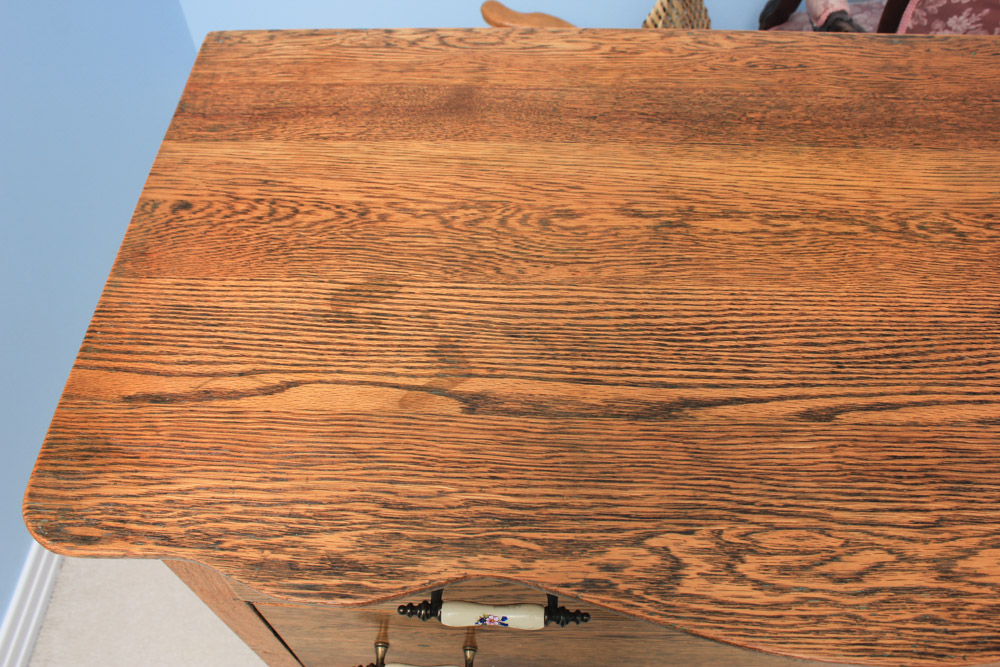 Antique Oak Chest of Drawers