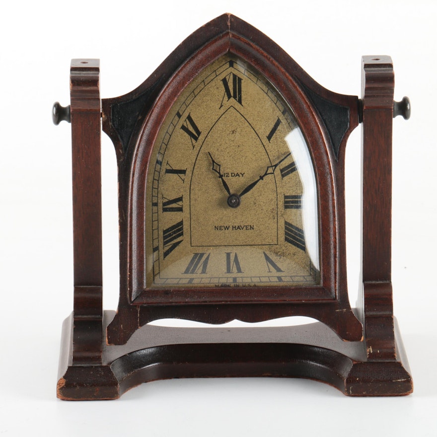 Vintage New Haven Clock Co. Shelf Clock