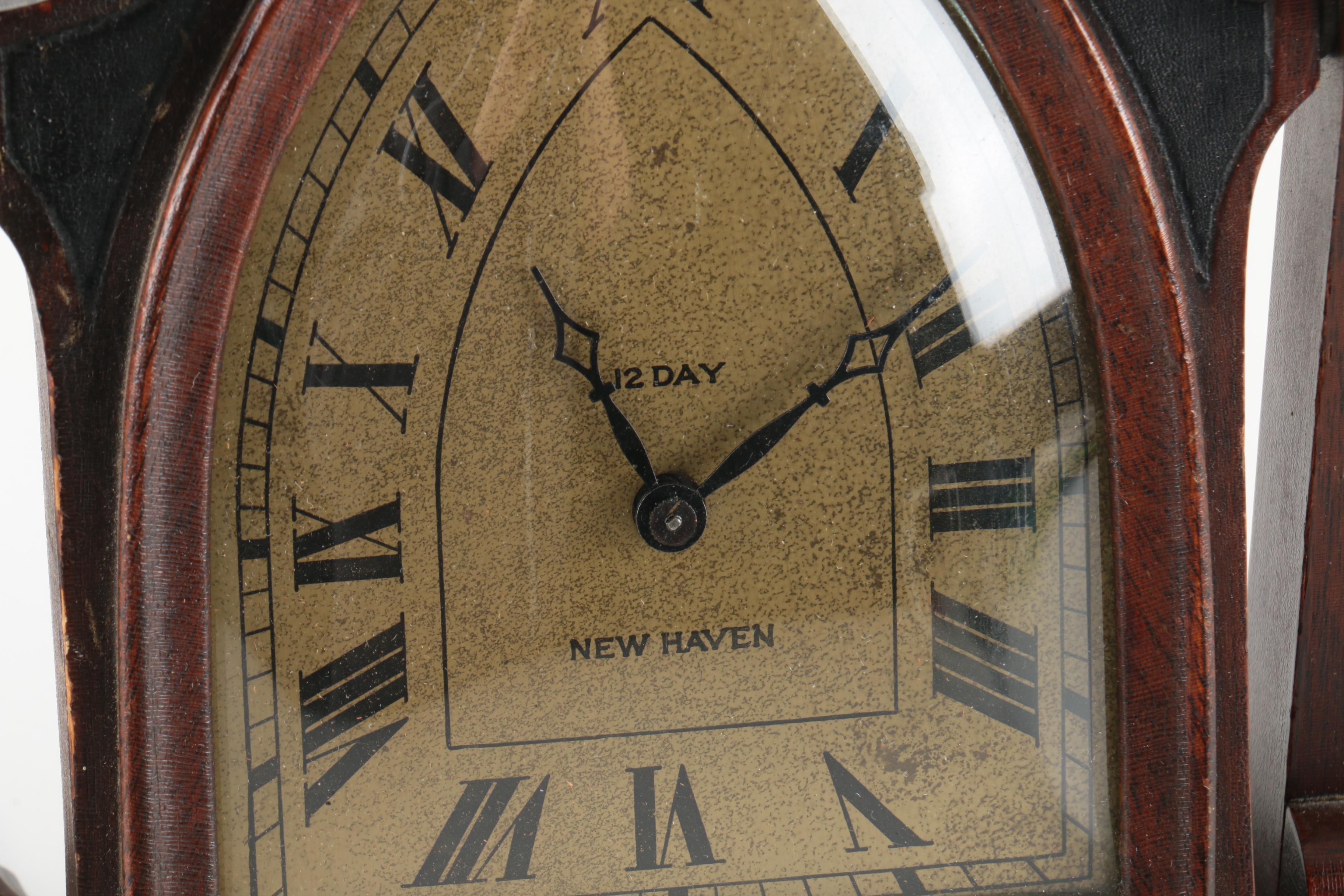 Vintage New Haven Clock Co. Shelf Clock
