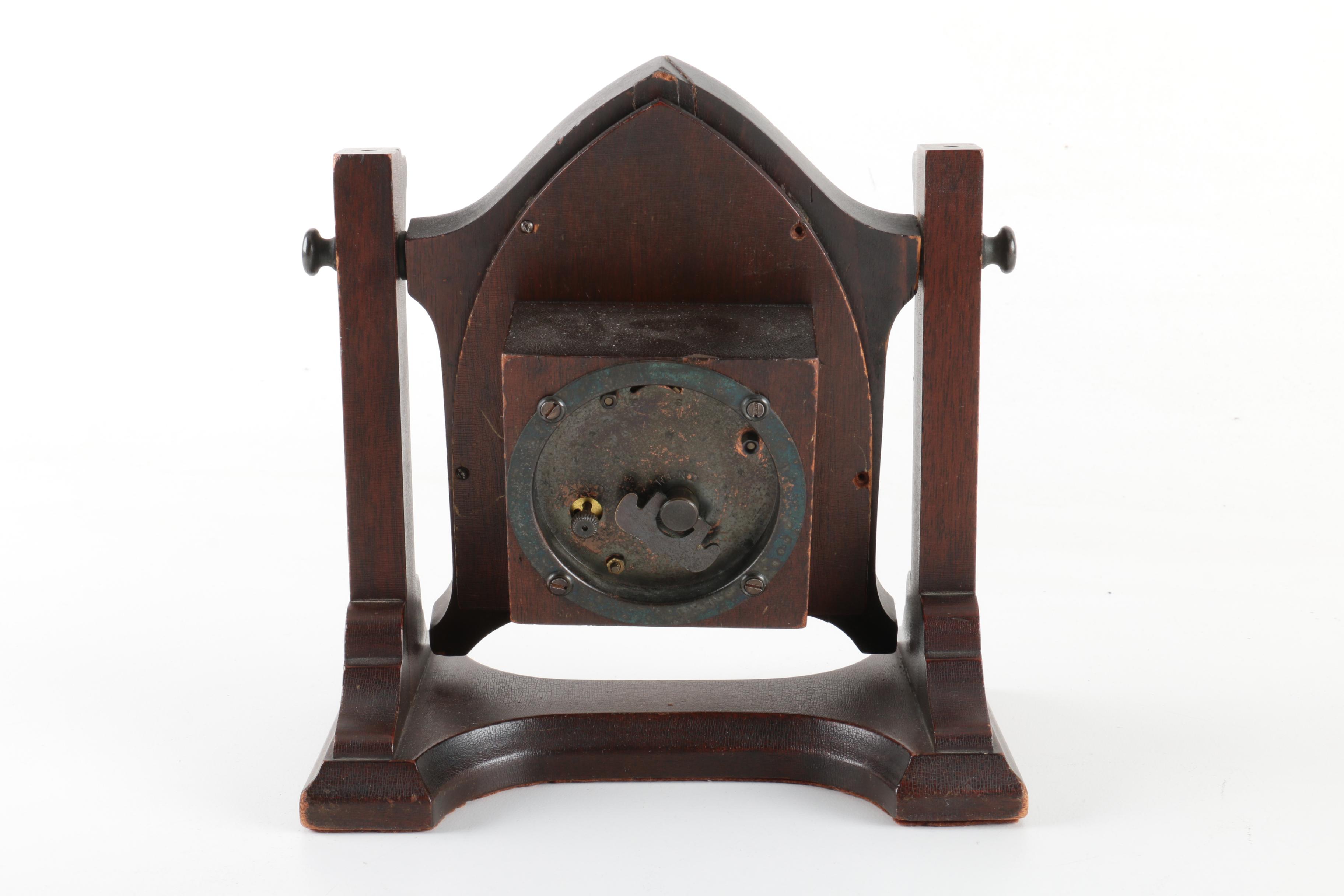 Vintage New Haven Clock Co. Shelf Clock