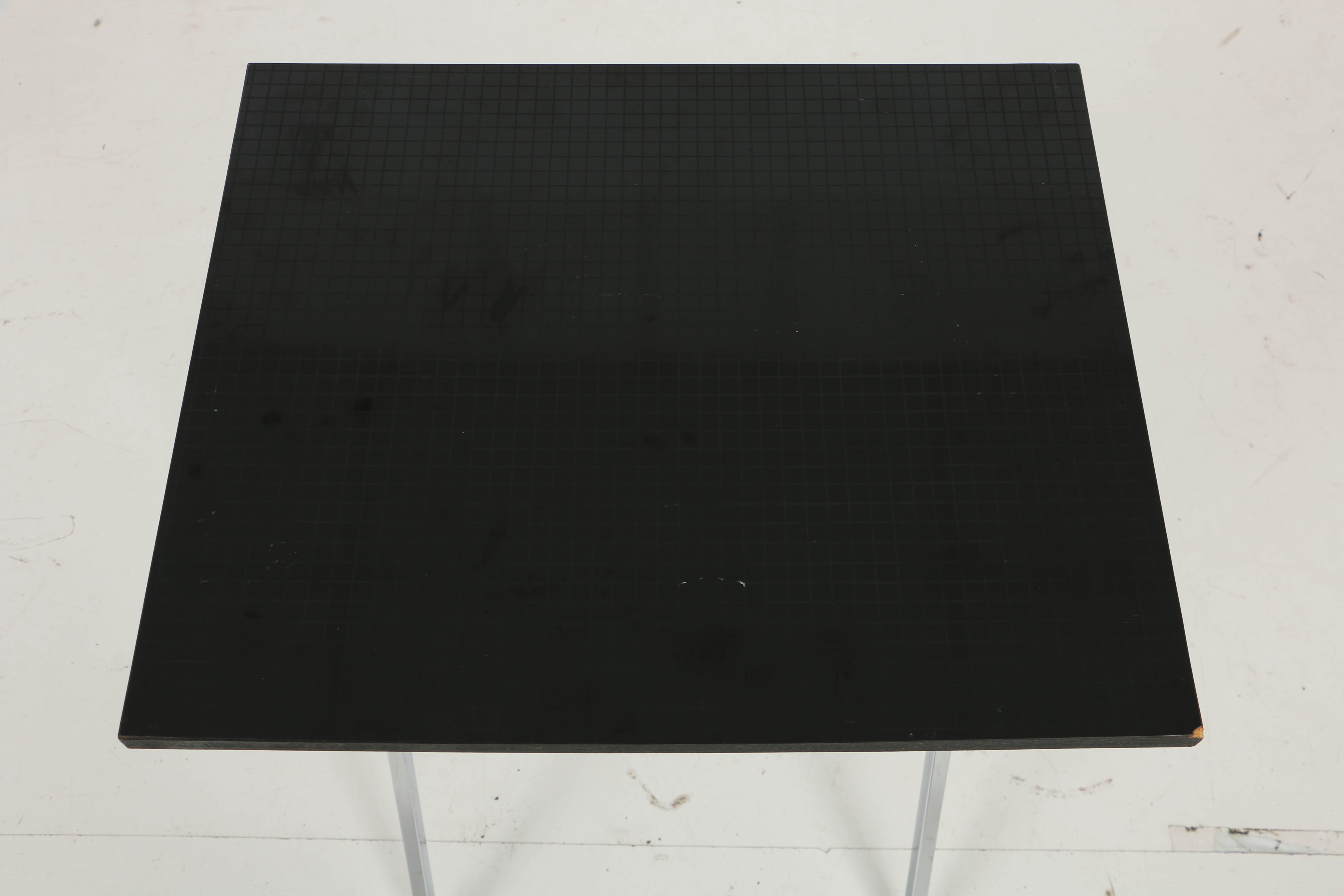 Vintage Modernist TV Trays with Formica "Maxi Graph" Tops and Stand