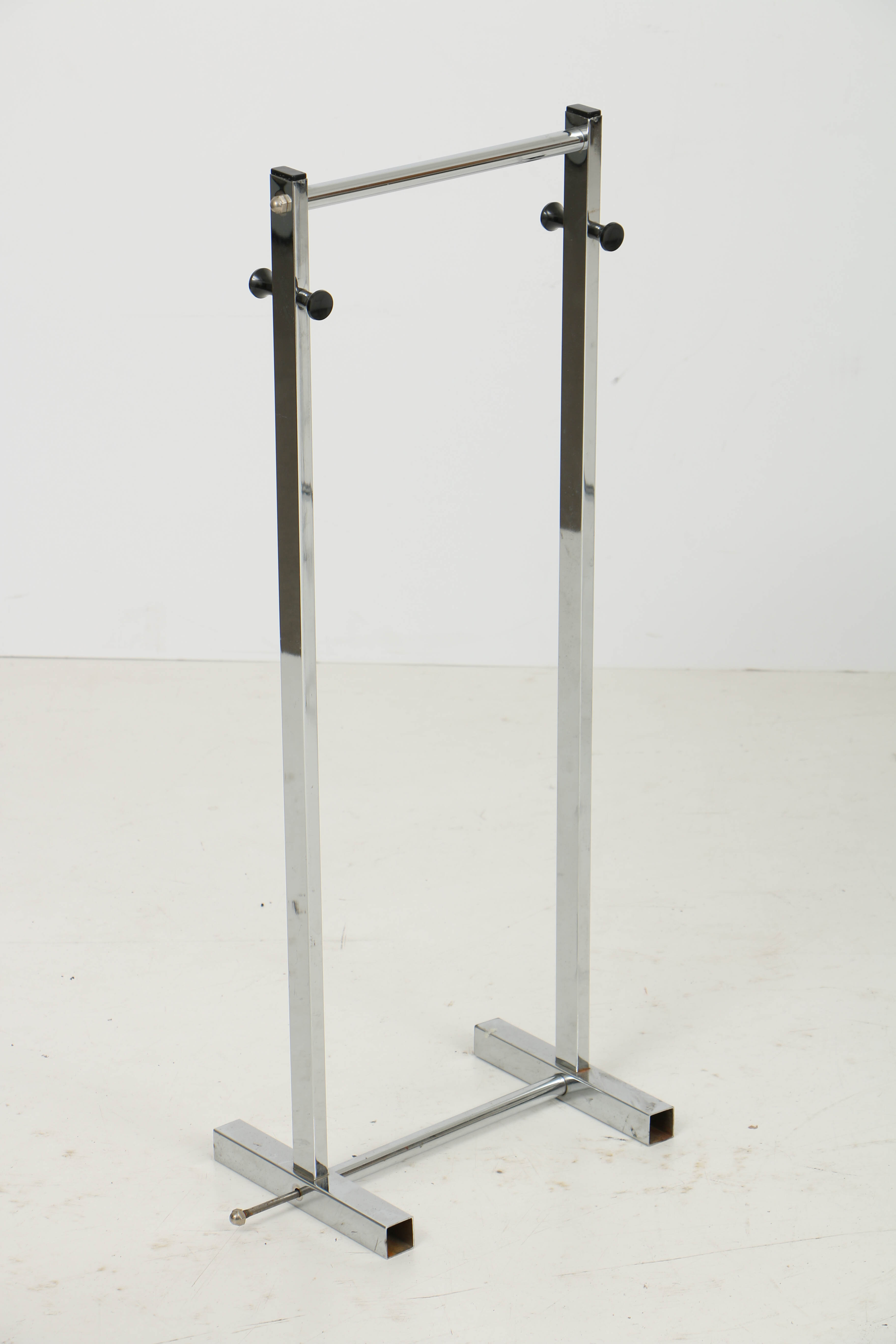 Vintage Modernist TV Trays with Formica "Maxi Graph" Tops and Stand