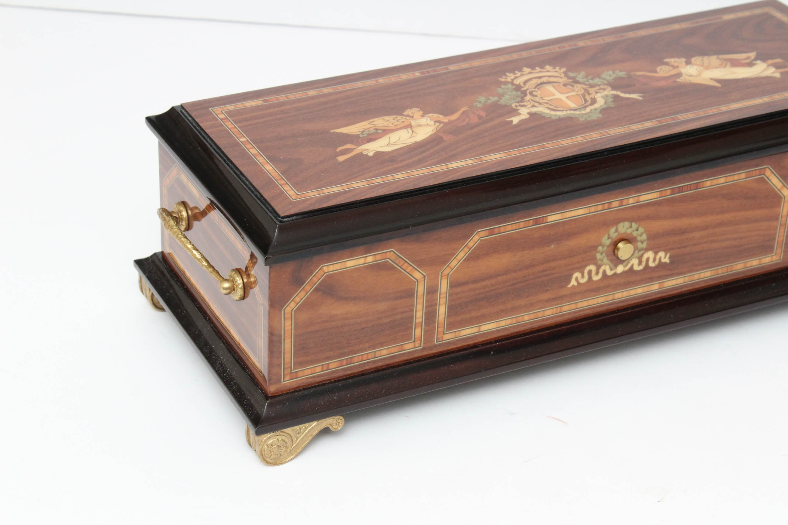 1988 La Musica D'Italia Grand Opera Music Box by Franklin Mint