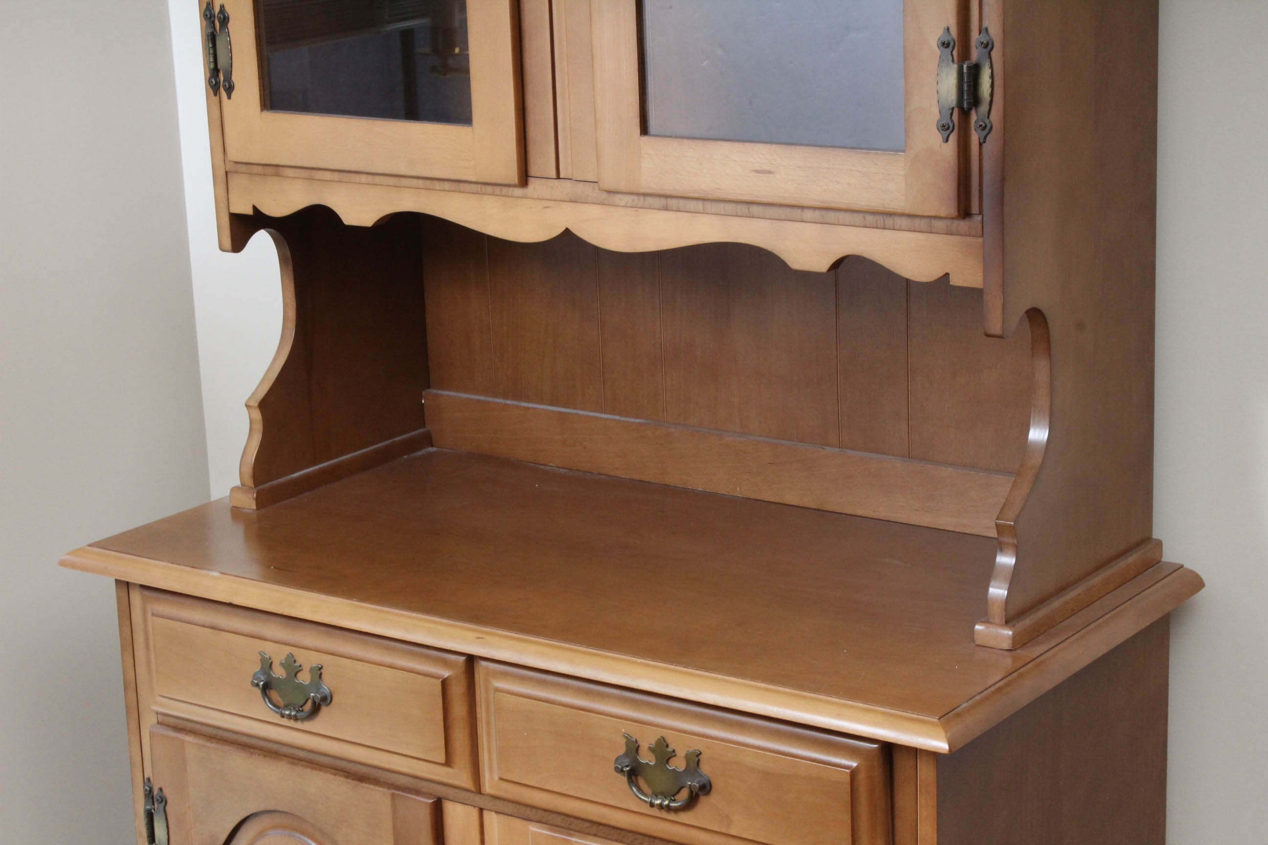 Vintage Maple Wood Hutch