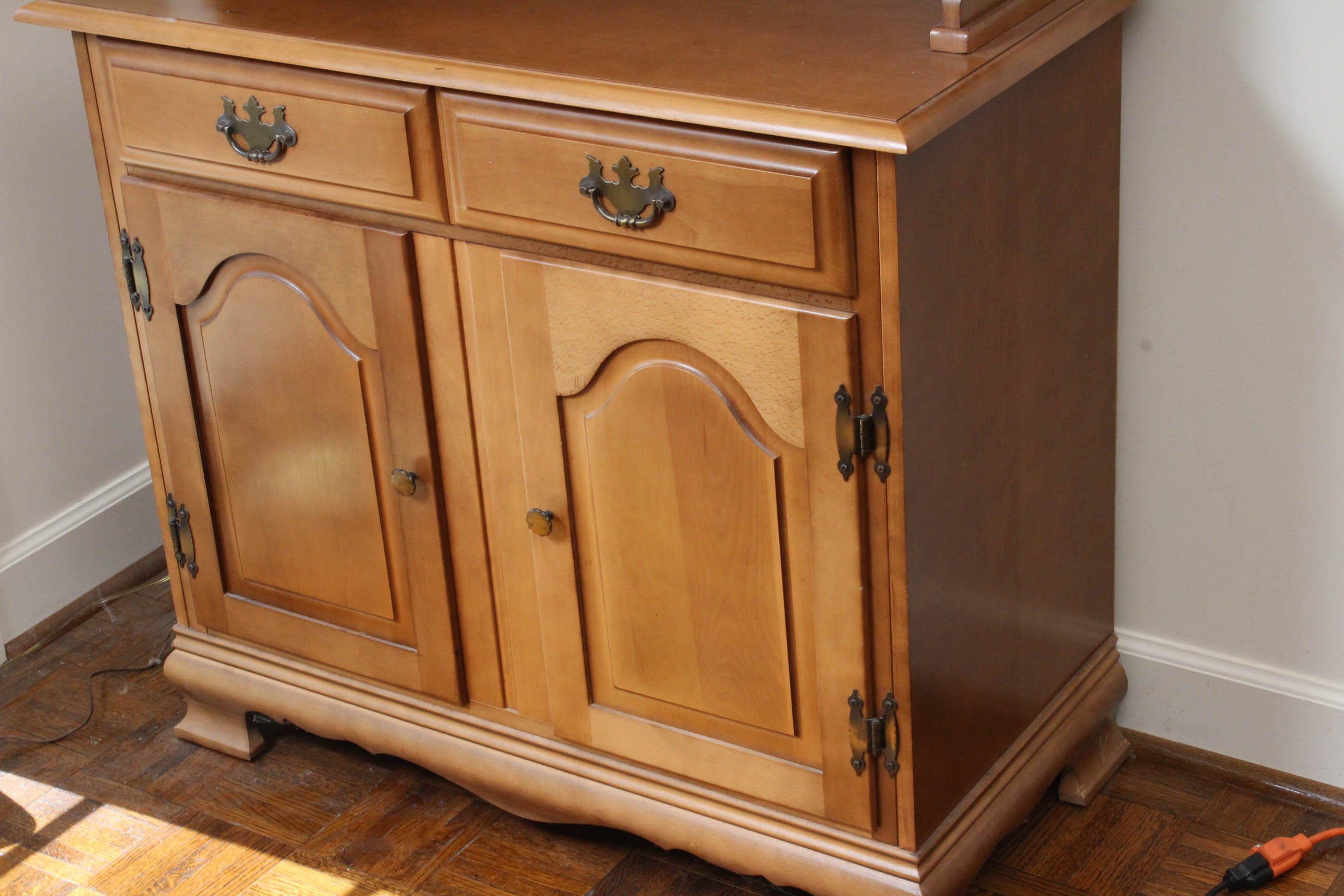 Vintage Maple Wood Hutch